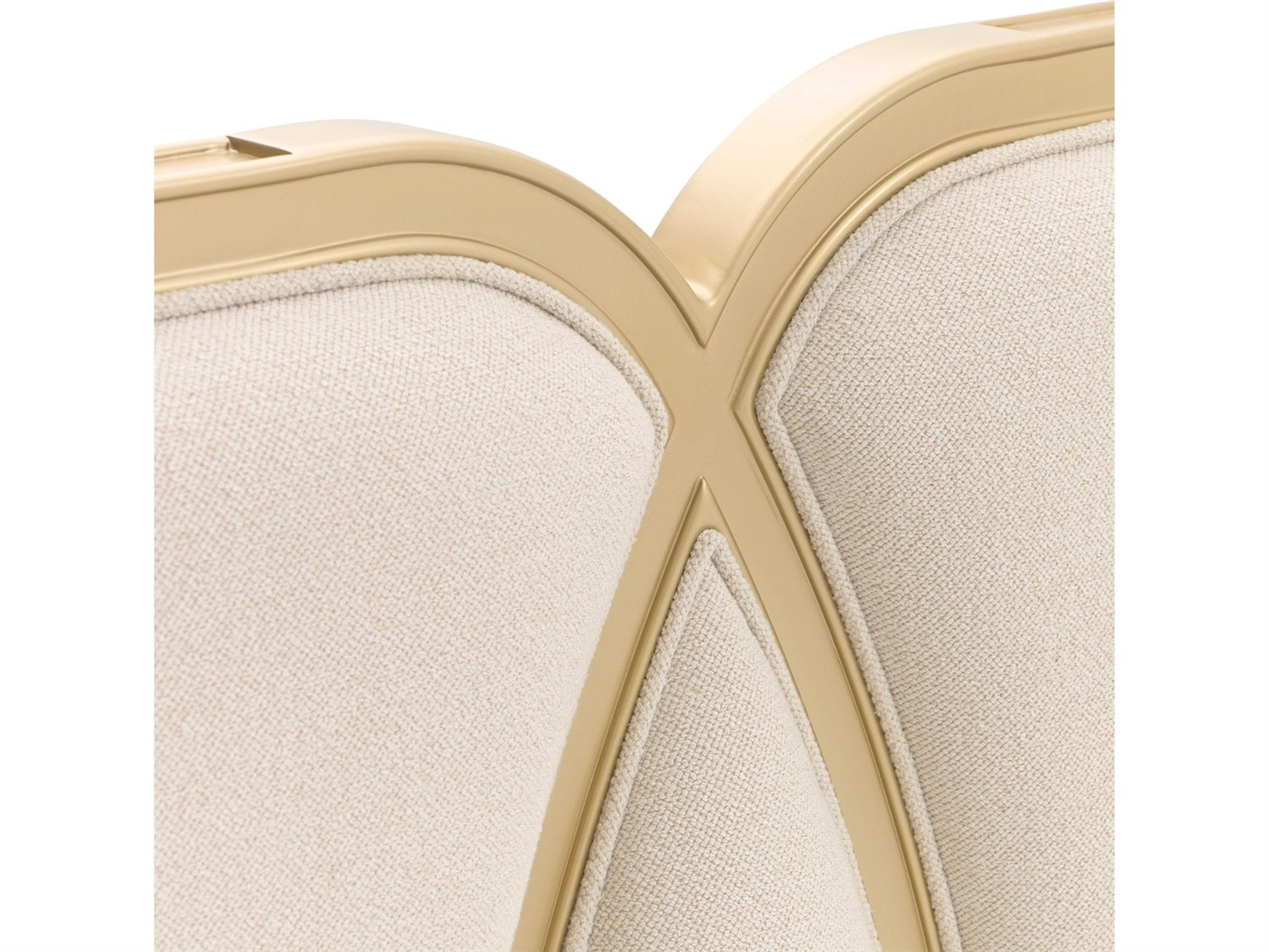 Luxecor Gilded Light Champagne Gold Poplar Wood Upholstered Queen Platform Bed