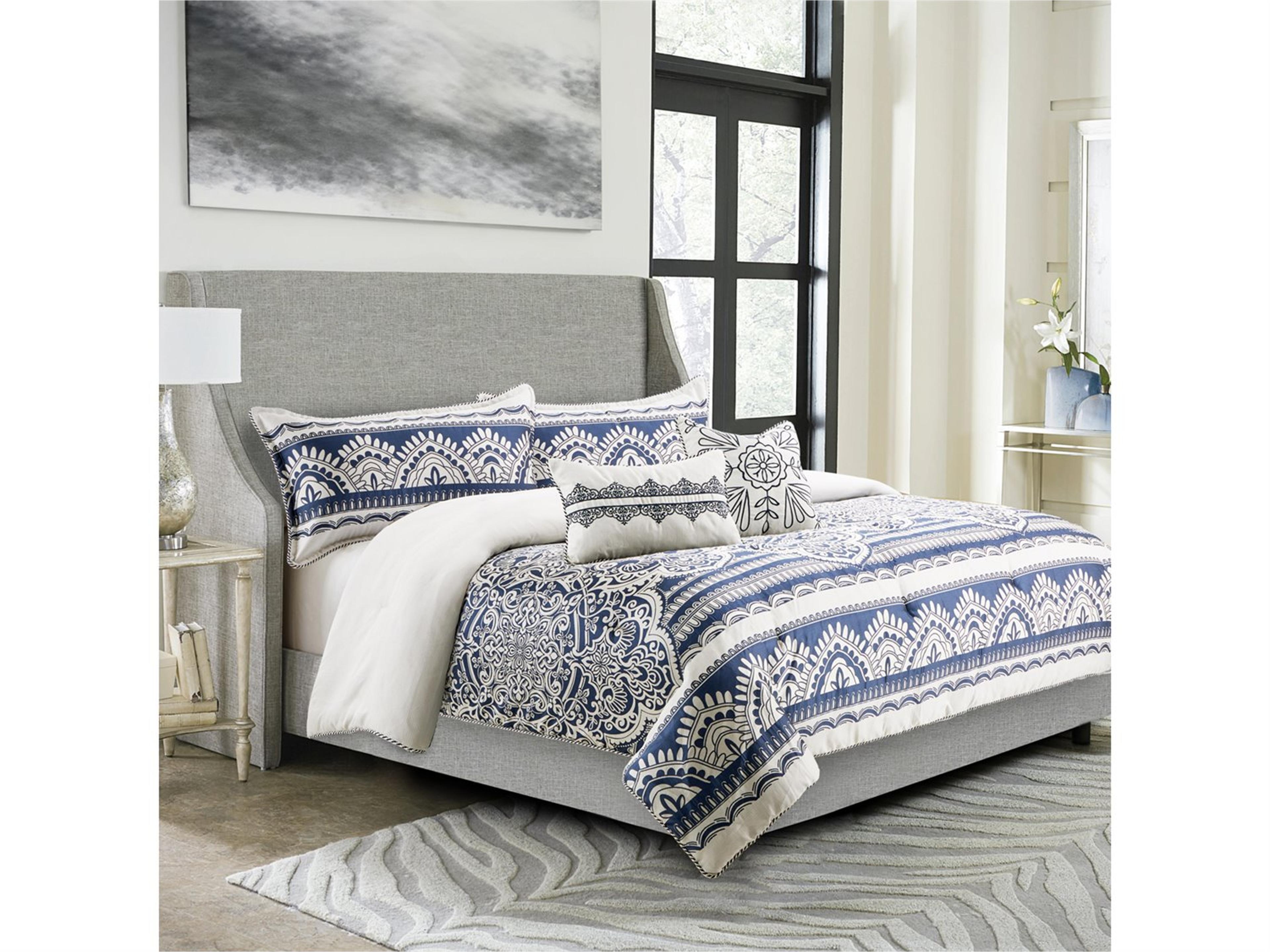 Michael Amini Bedding Yardley 5-Piece King Comforter Set - Navy