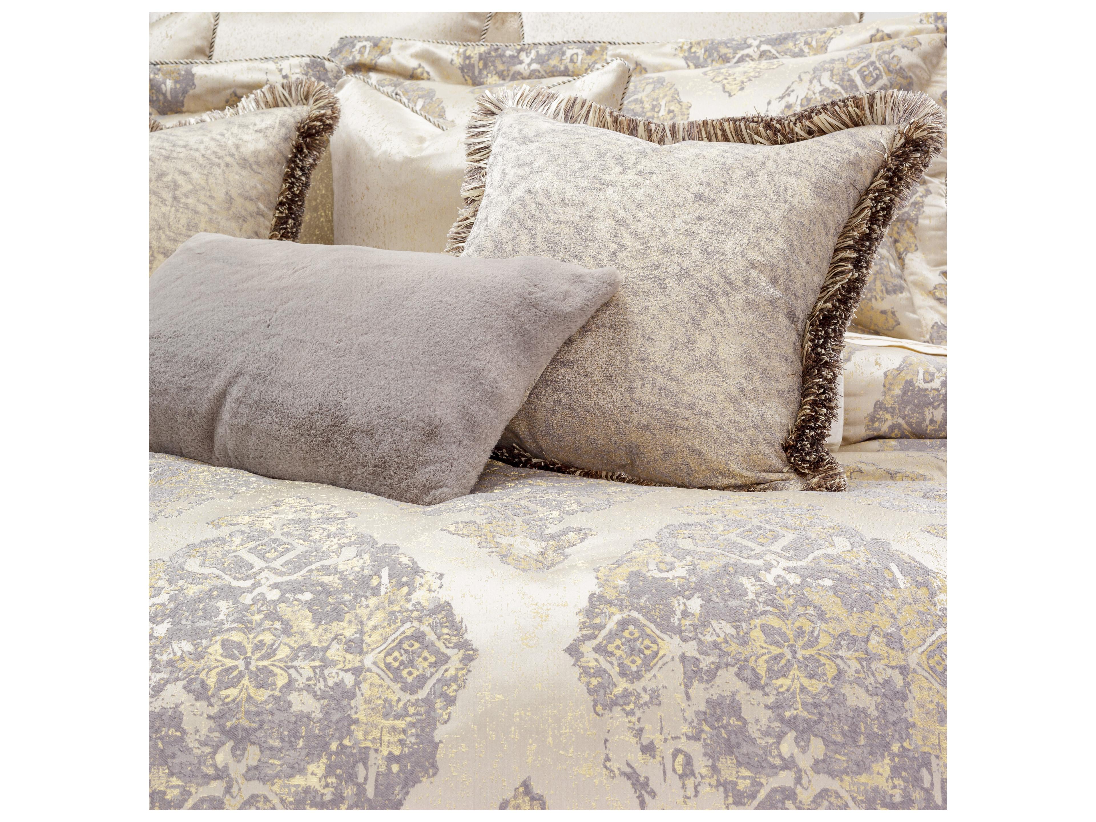 Michael Amini Bedding Bennett 10-Piece King Comforter Set - Champagne