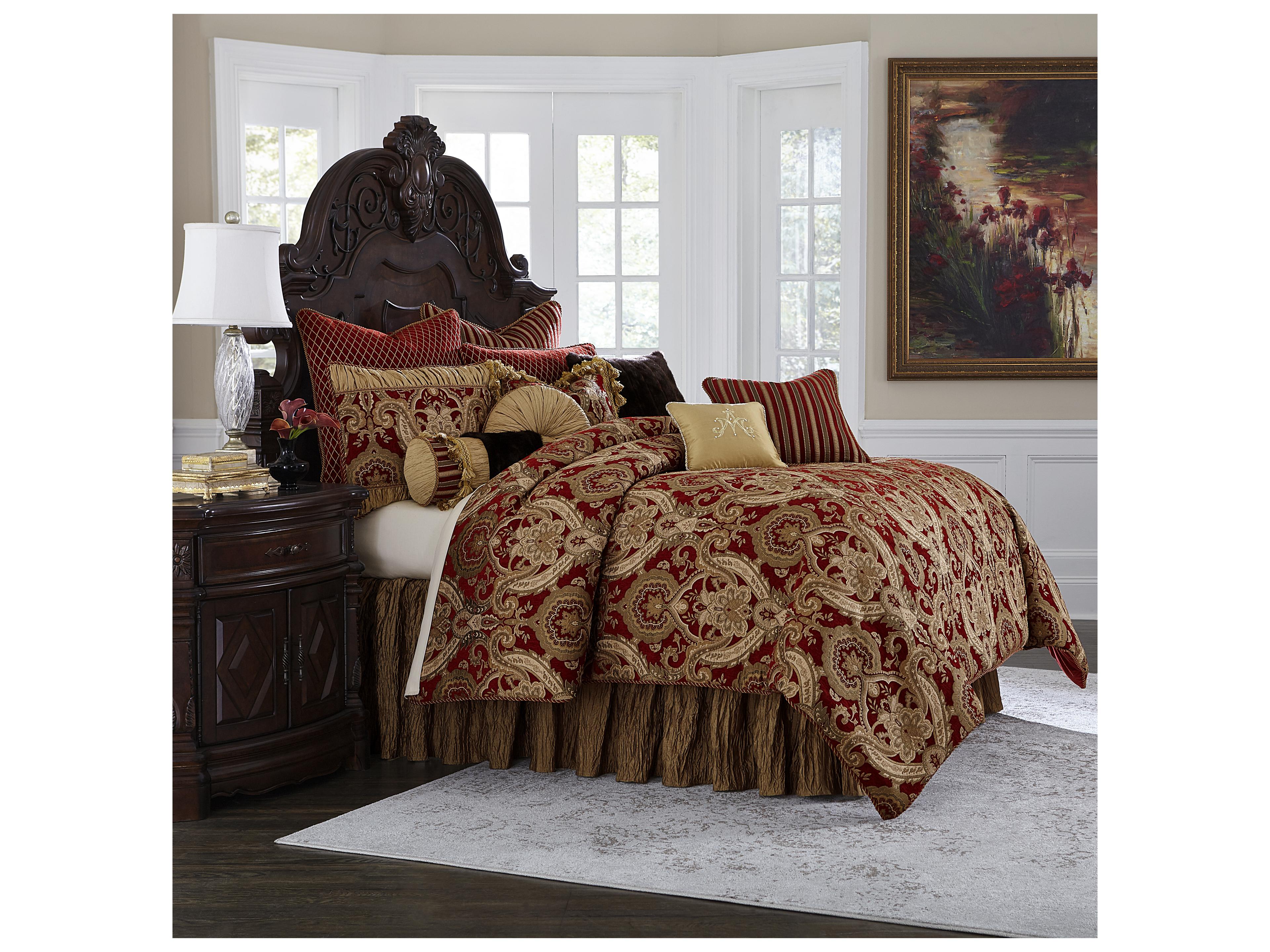 Luxecor Bedding Lafayette 13-Piece King Comforter Set - Red