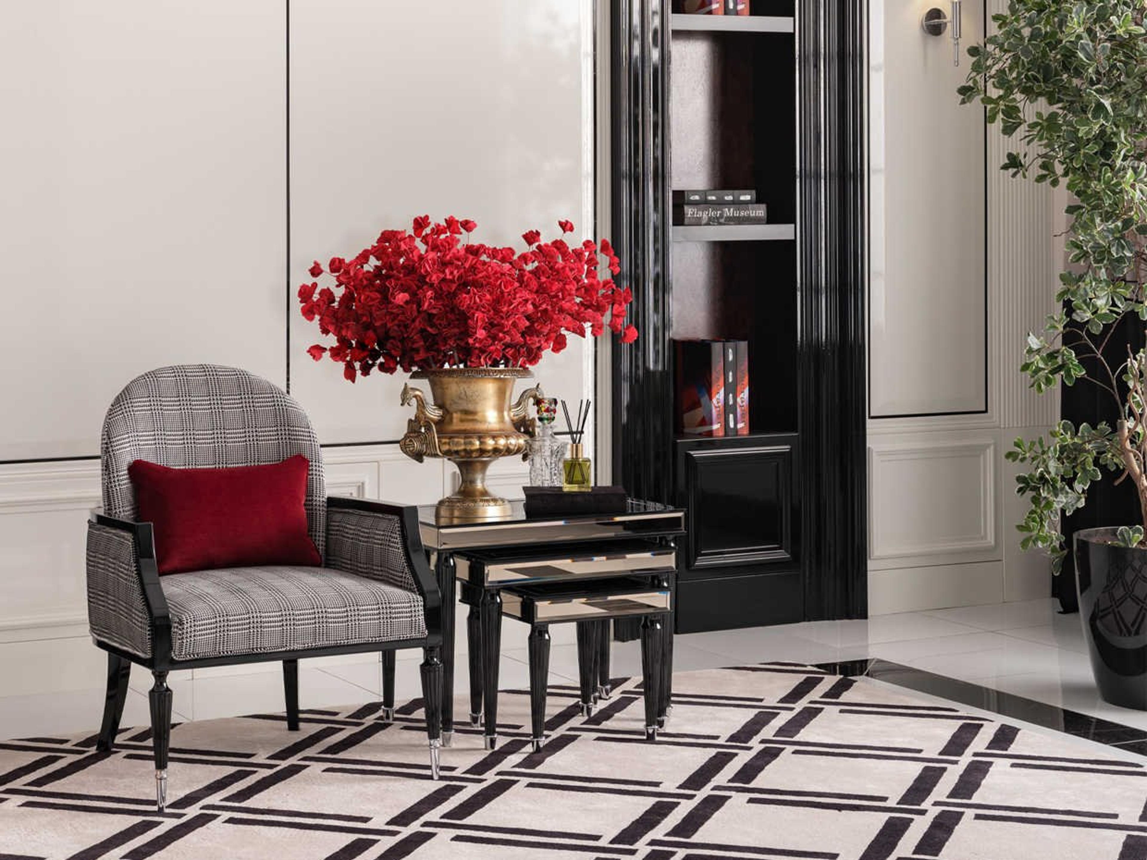 La Francaise Living Room Set