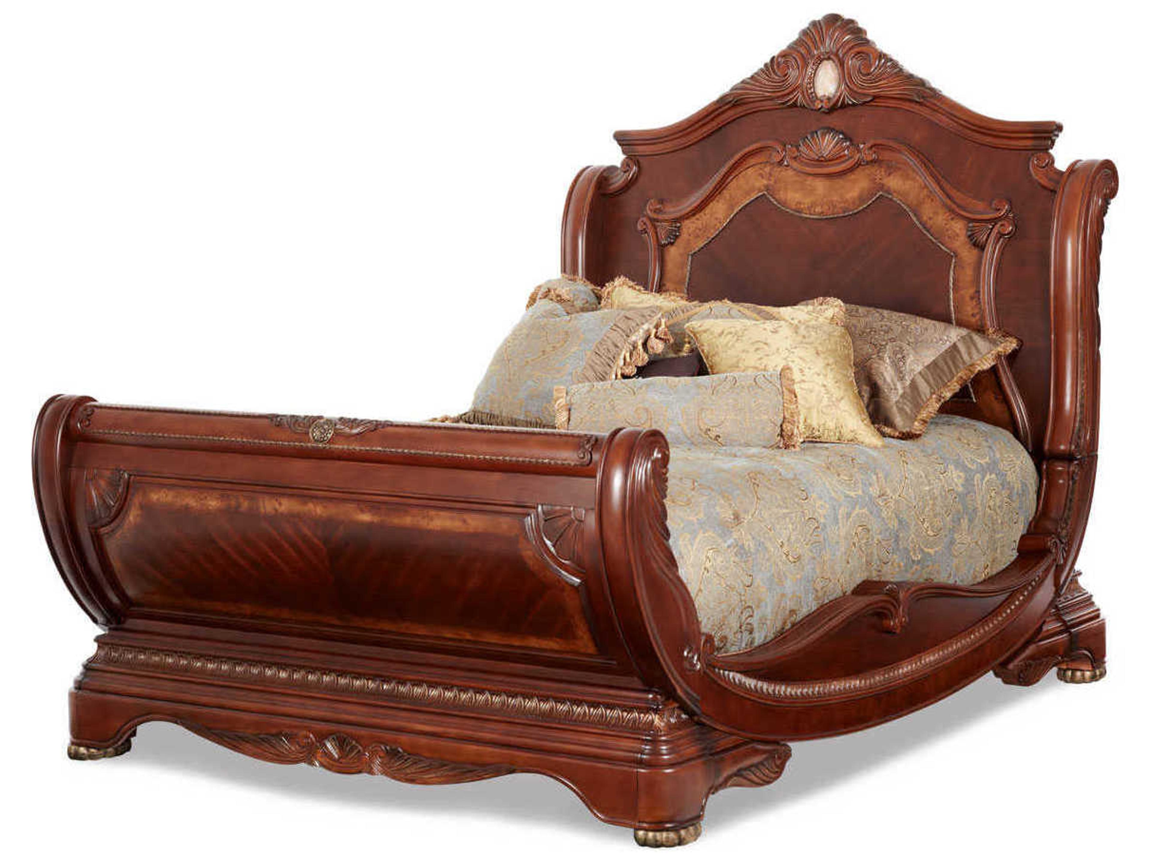 Cortina Eastern King Sleigh Bed in Honey Walnut