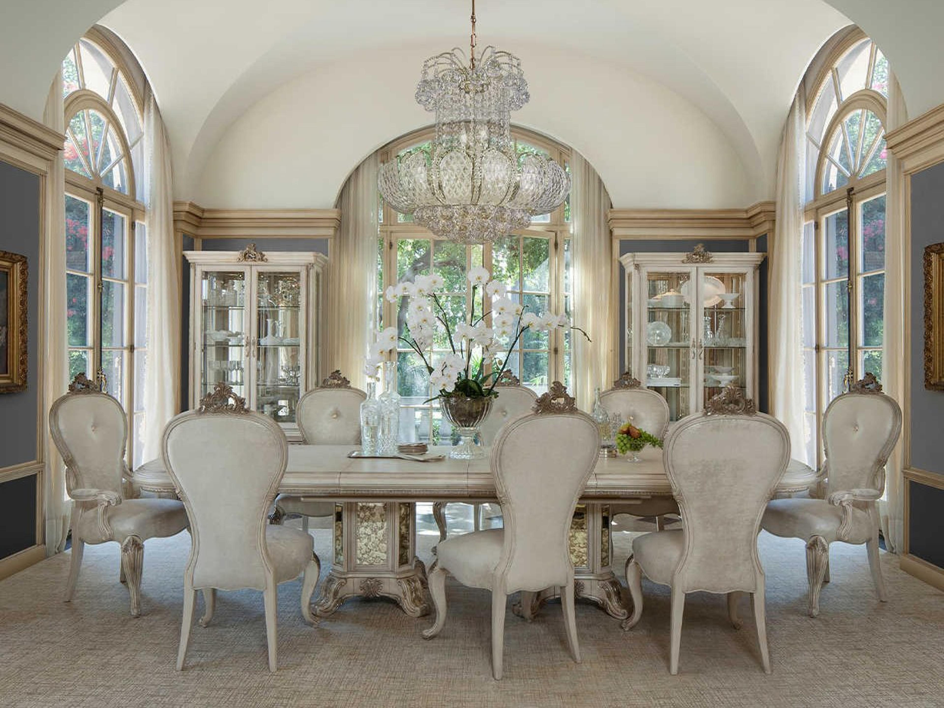 Platine De Royale Dining Room Set
