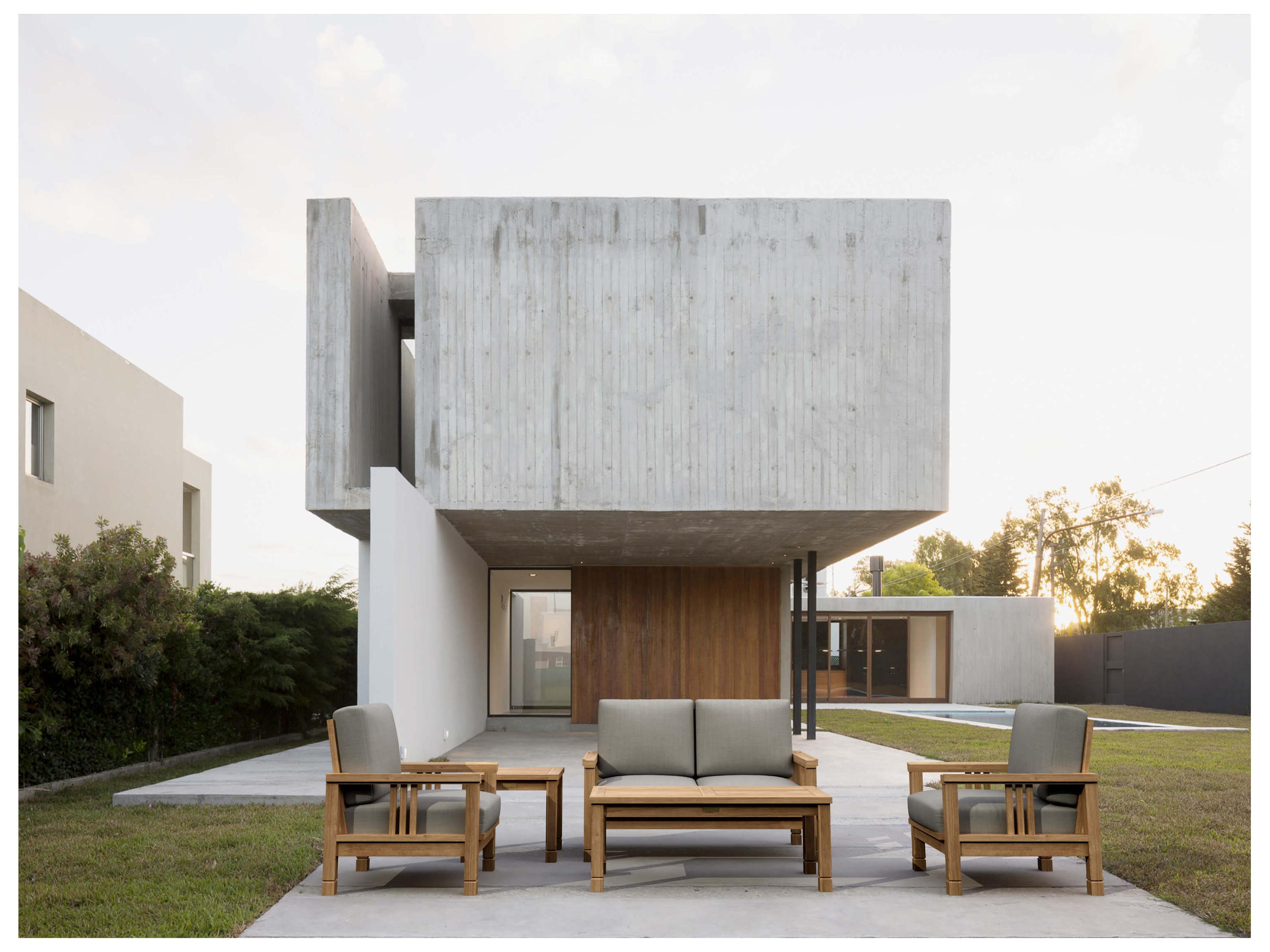 South Bay Deep Seating 5-Piece Conversation Set A