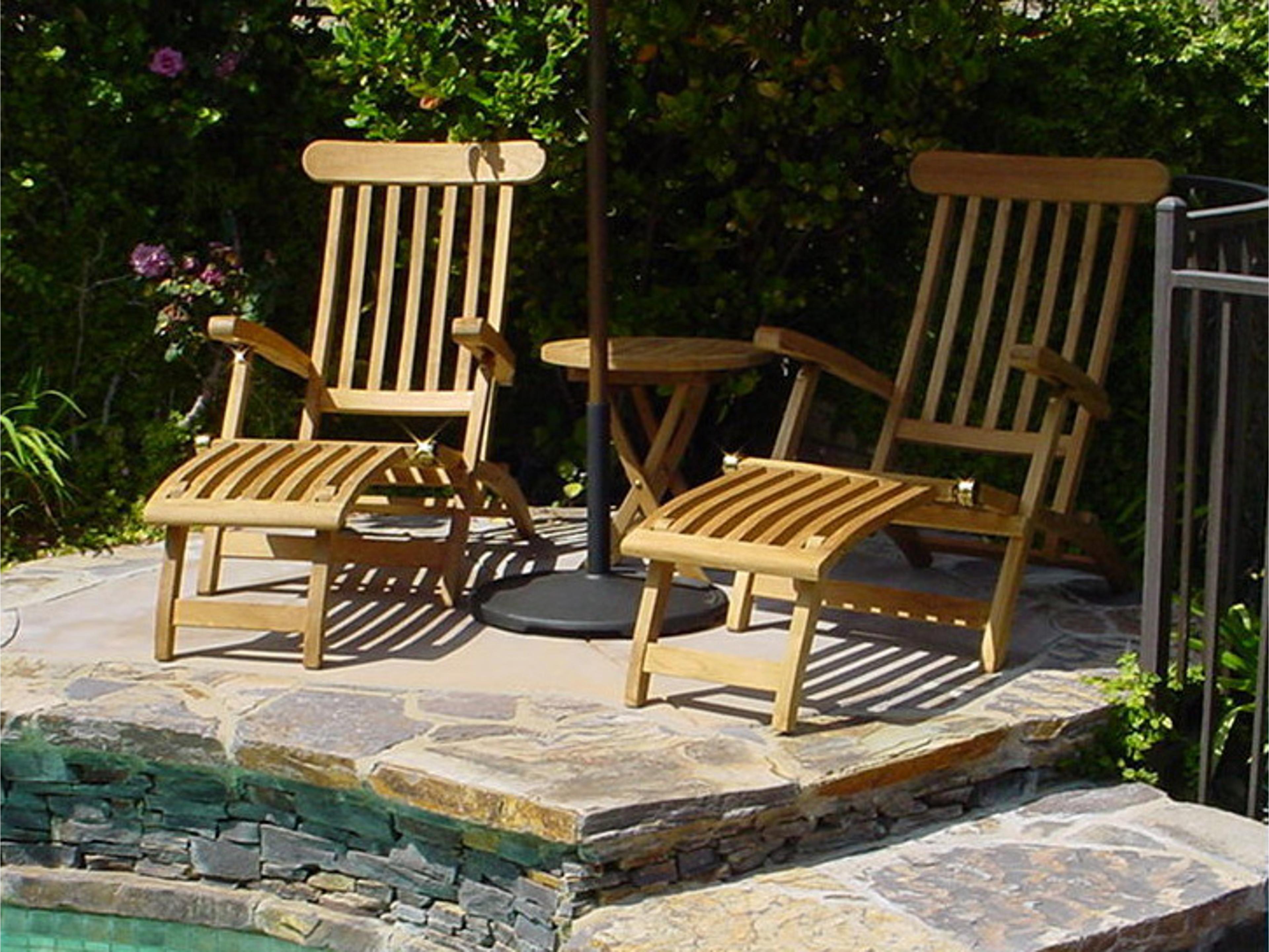 Royal Steamer 3-Piece Set With Side Table