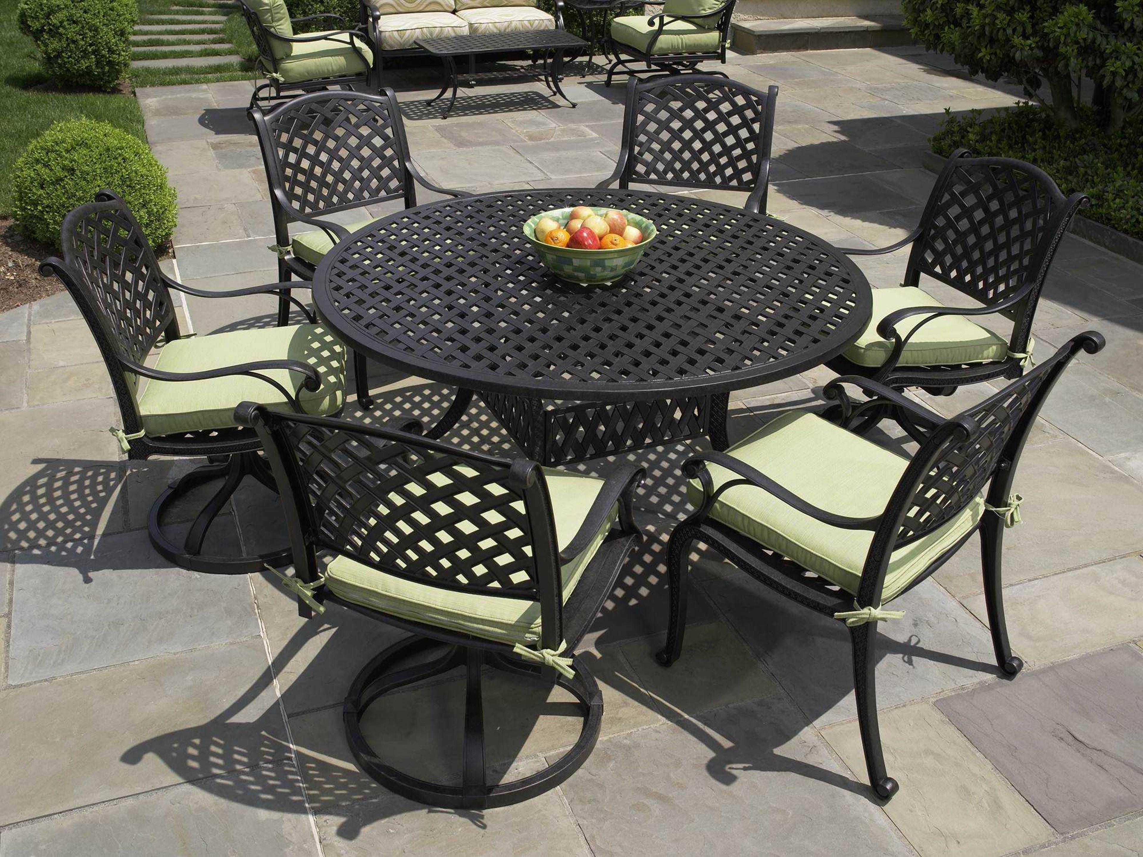 Alfresco Home Long Cove Aluminum 60 Round Cushion Outdoor Dining Set