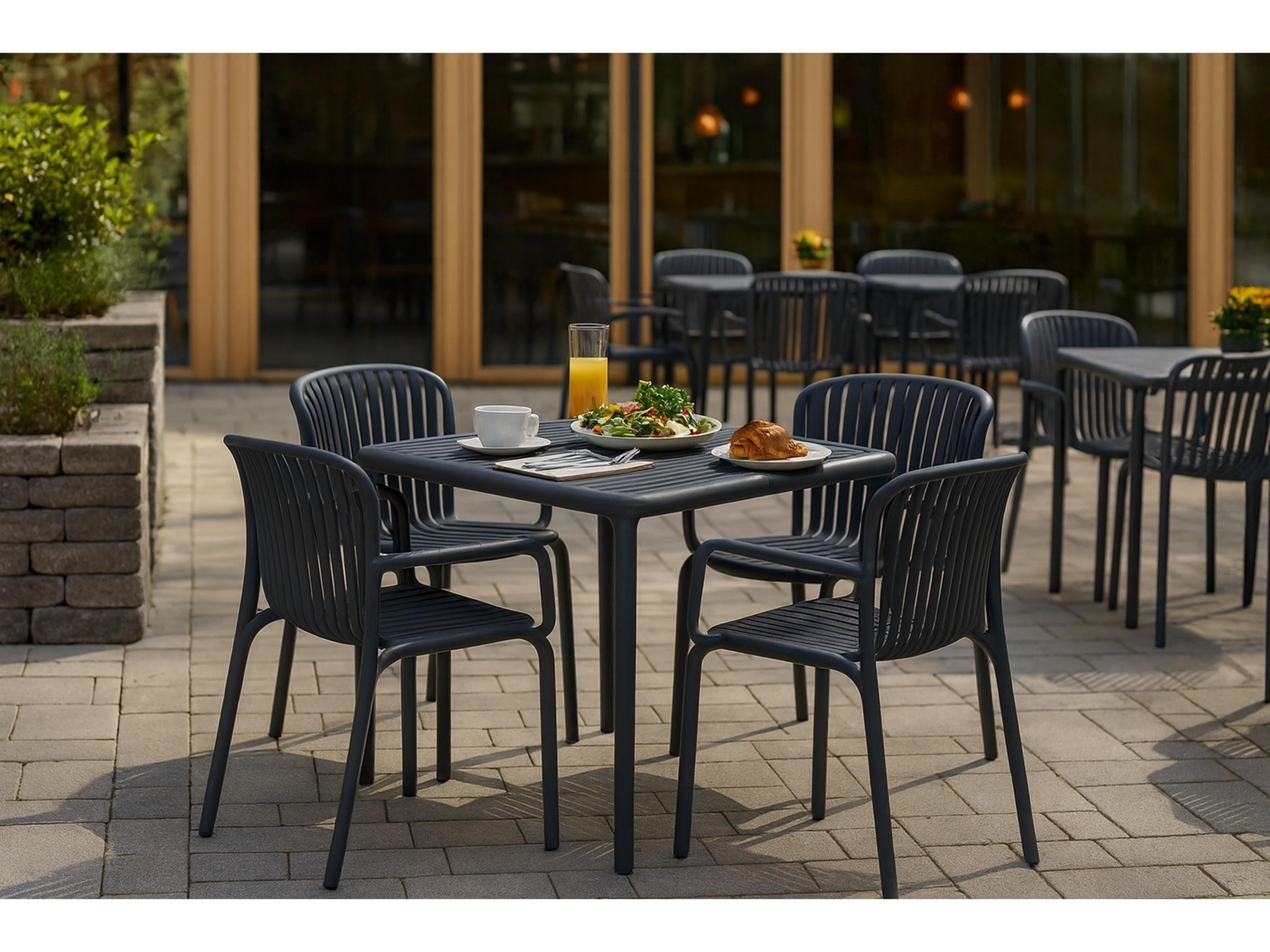 Alfresco Home Charcoal Recycled Plastic Dining Set