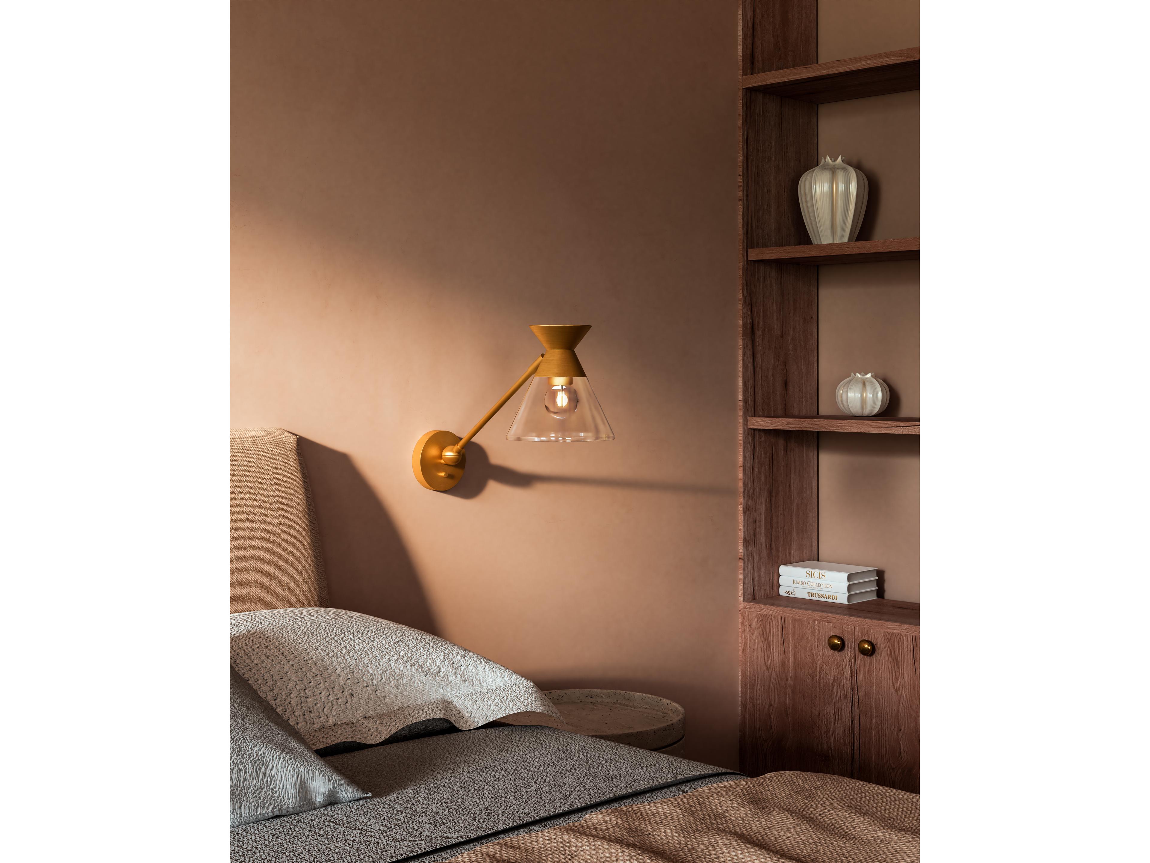 Alora Mood Mauer 1-Light Brushed Gold Swing Wall Sconce
