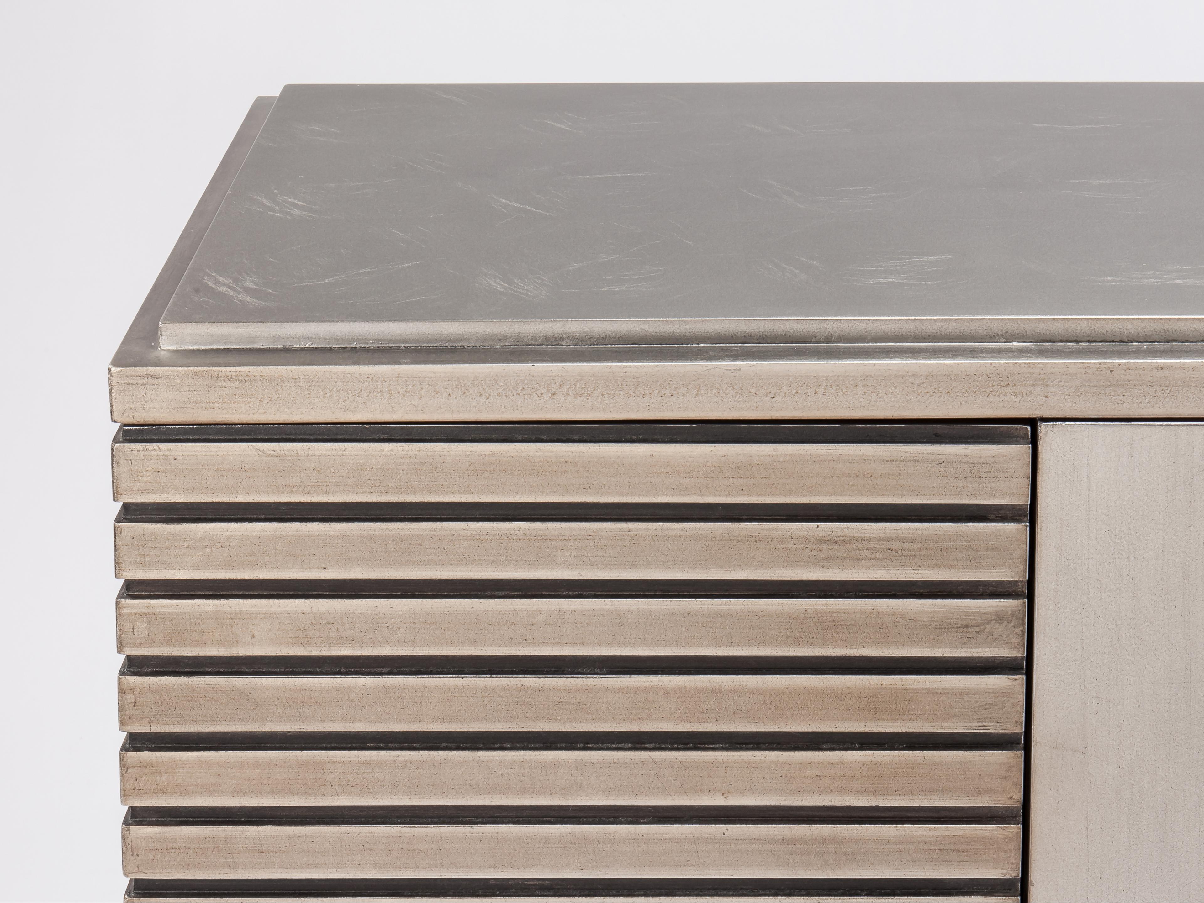 Artmax Warm Silverleaf Accent Chest