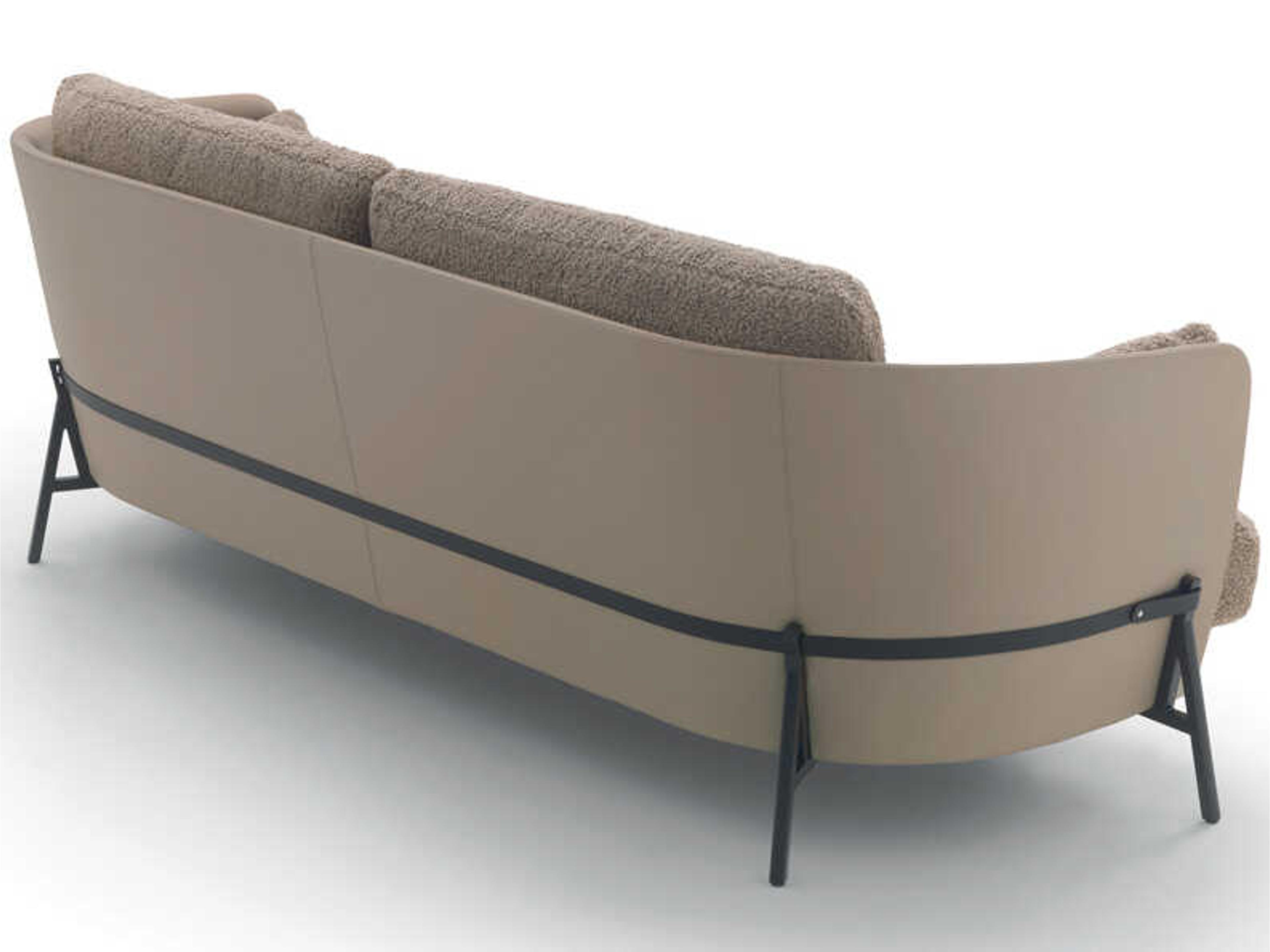 Arflex Cradle Upholstered Sofa