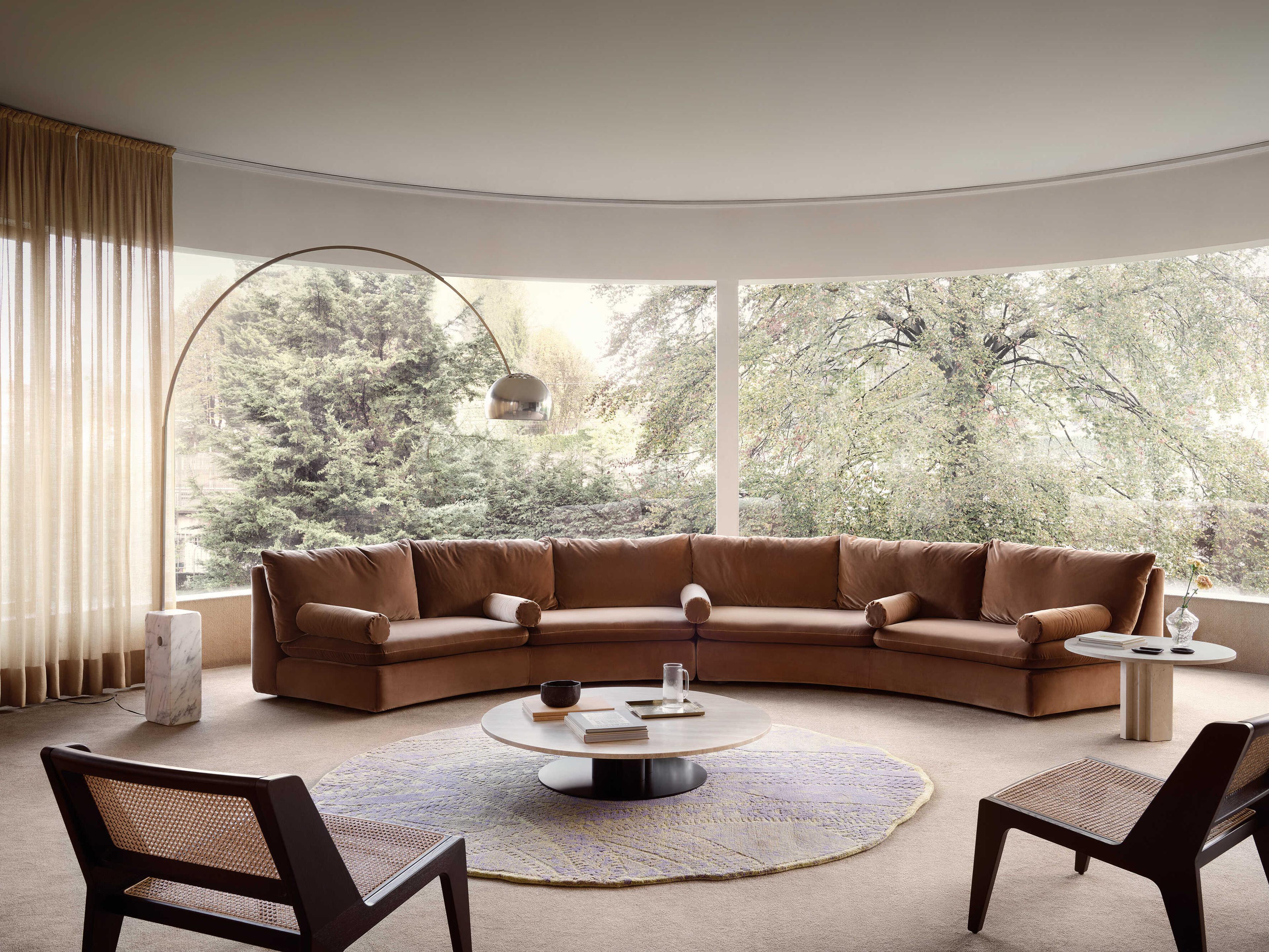 Arflex Scalea Round Crema Marfil Marble End Table