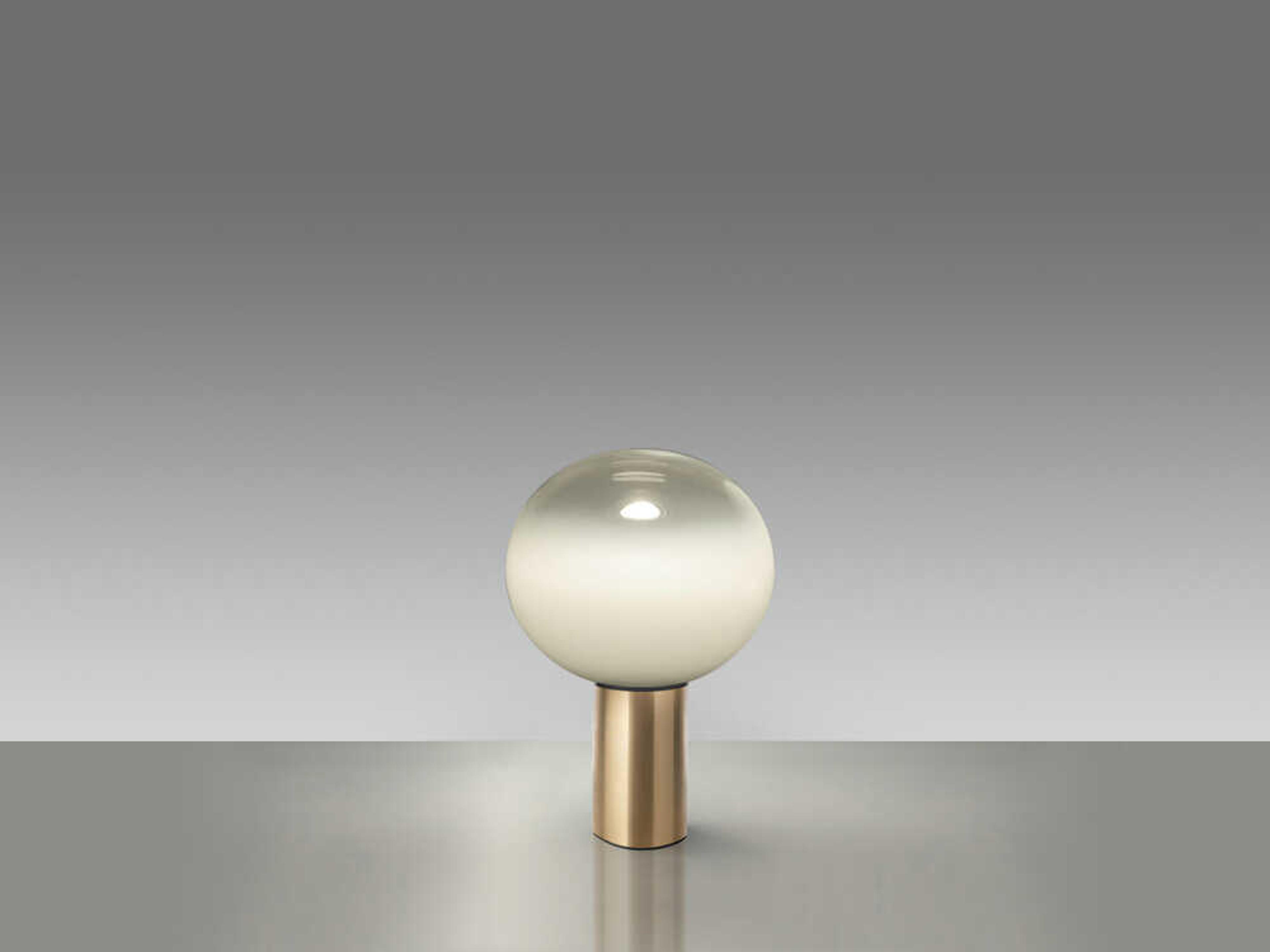 Laguna 26 Table Lamp Gold
