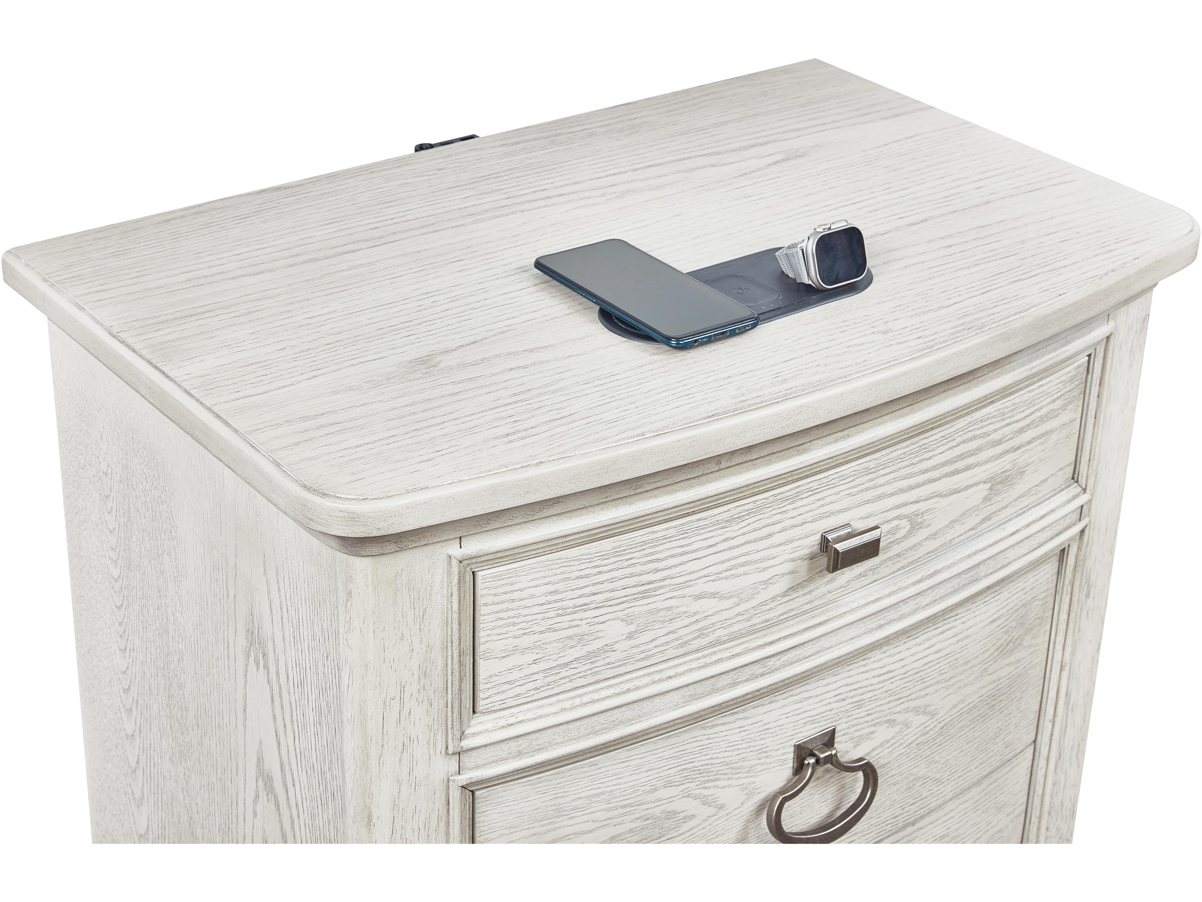 Avalon Furniture 3-Drawers Gray Rubberwood Nightstand