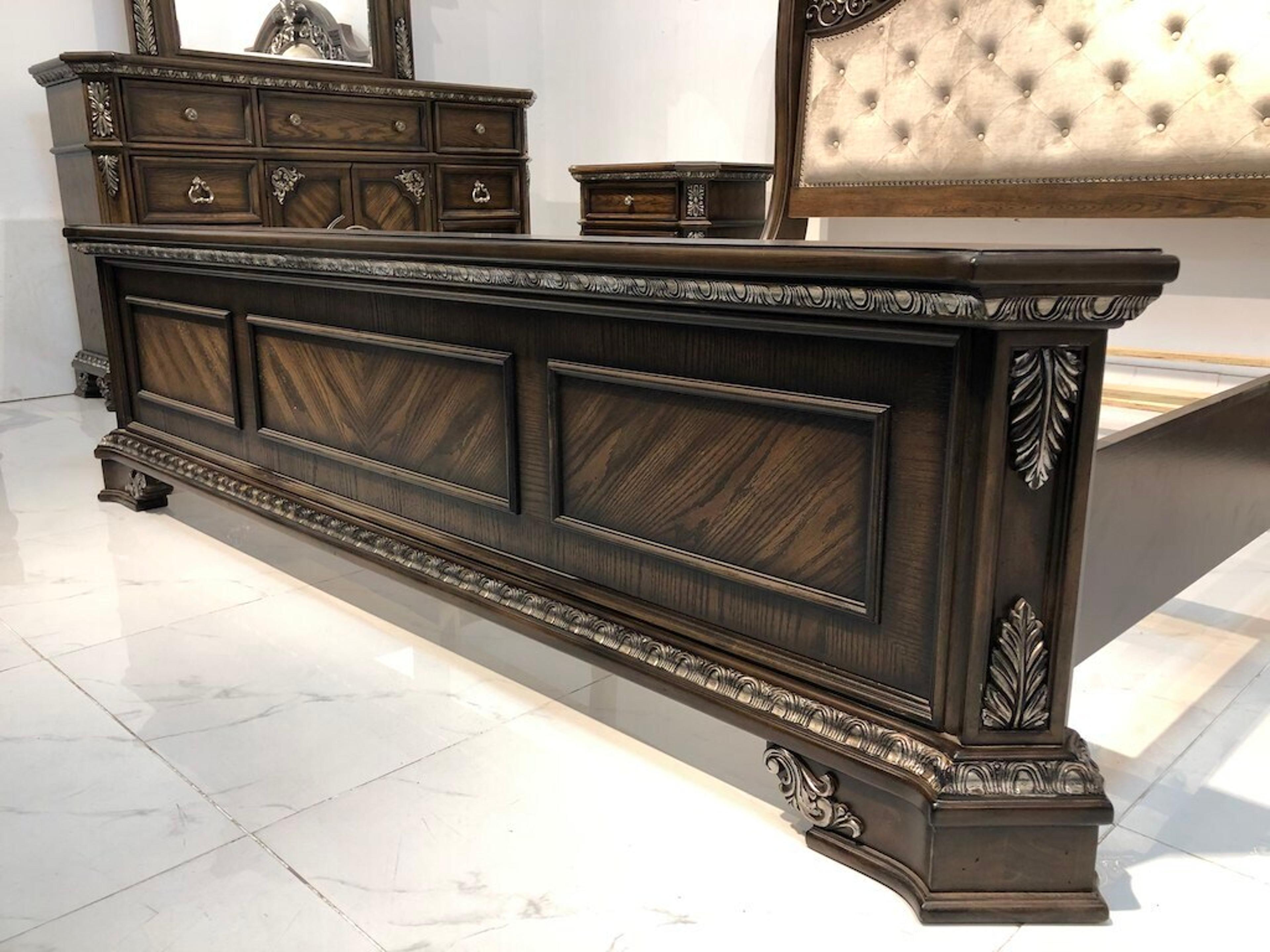 Avalon Furniture Oak Wood Upholstered King Panel Bed