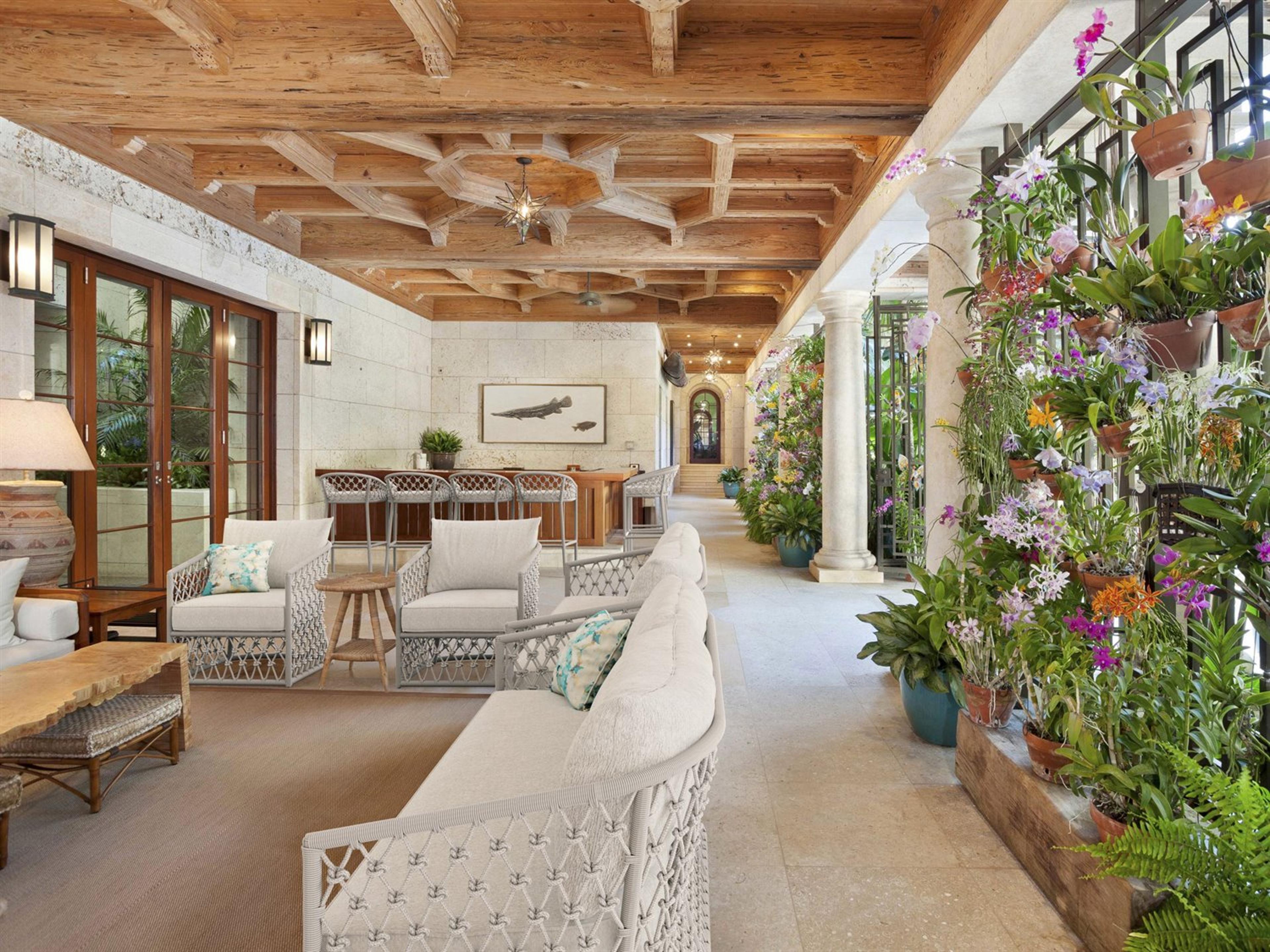 Amelia White Rope Outdoor Lounge Set