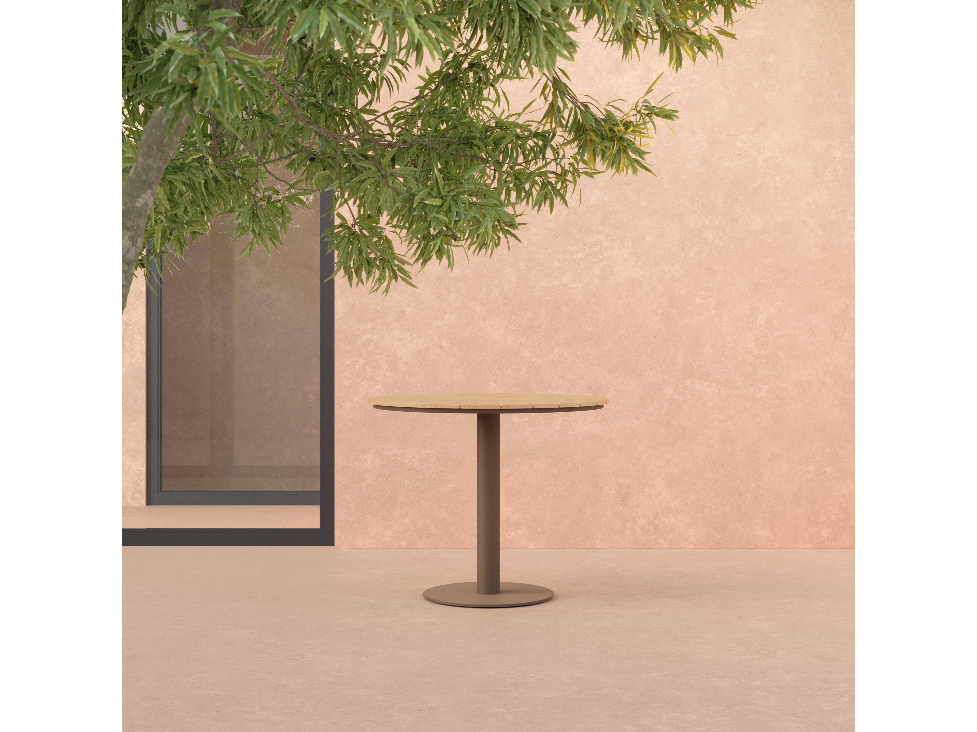 Azzurro Living Bordeaux Matte Bronze Aluminum Round Dining Table