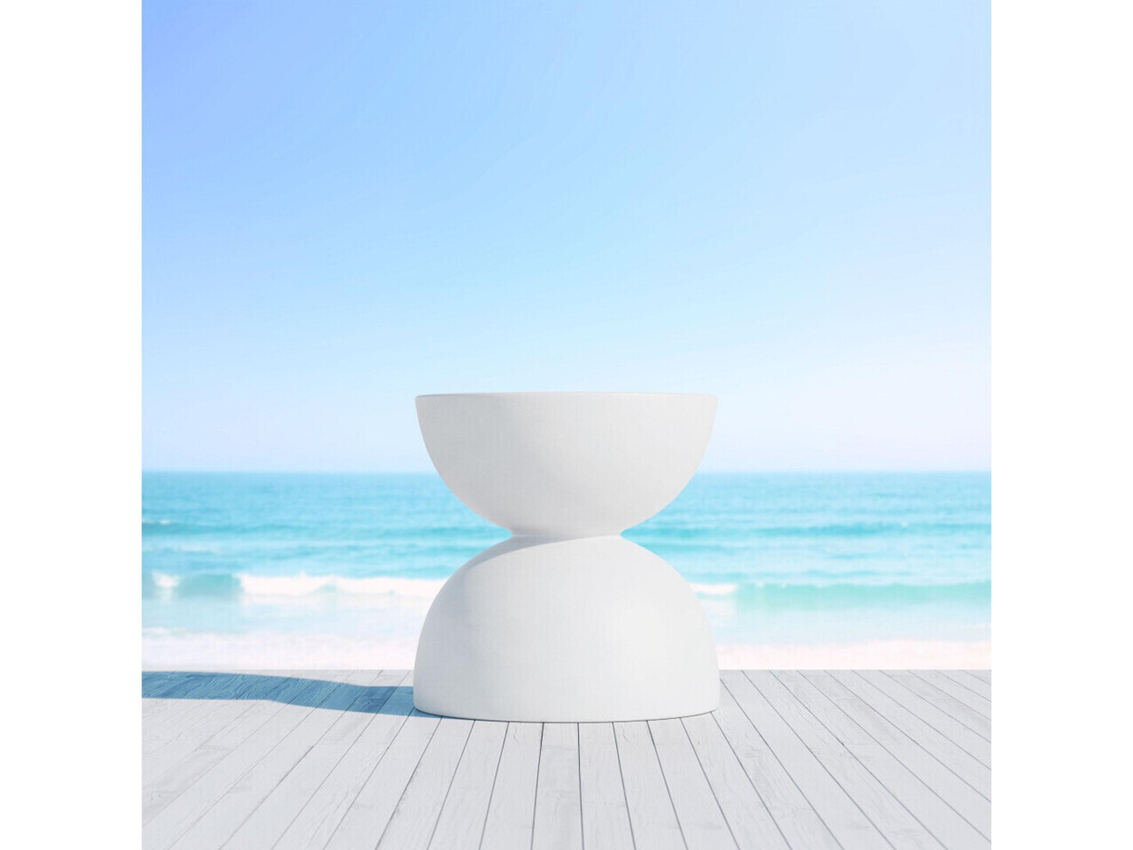 Azzurro Living Cabo Concrete Round End Table