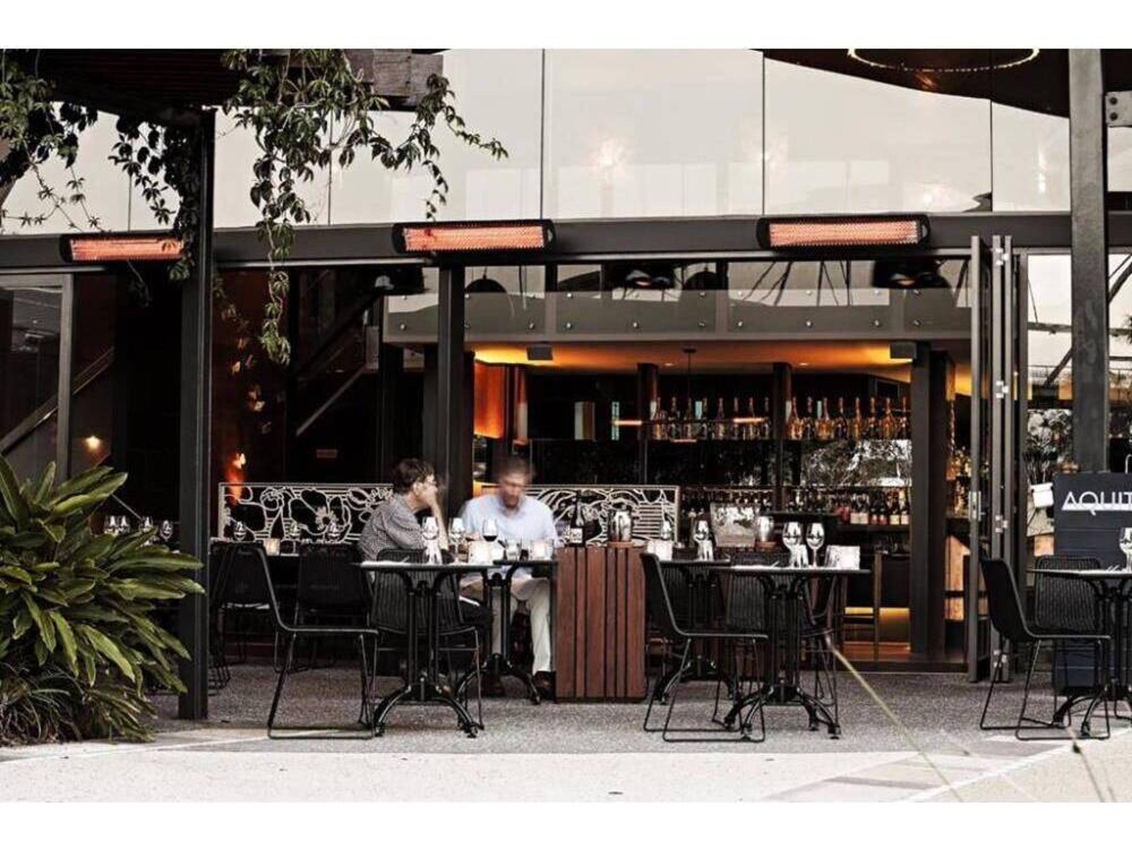 Bromic Heating 4000W Tungsten Electric 208V Black