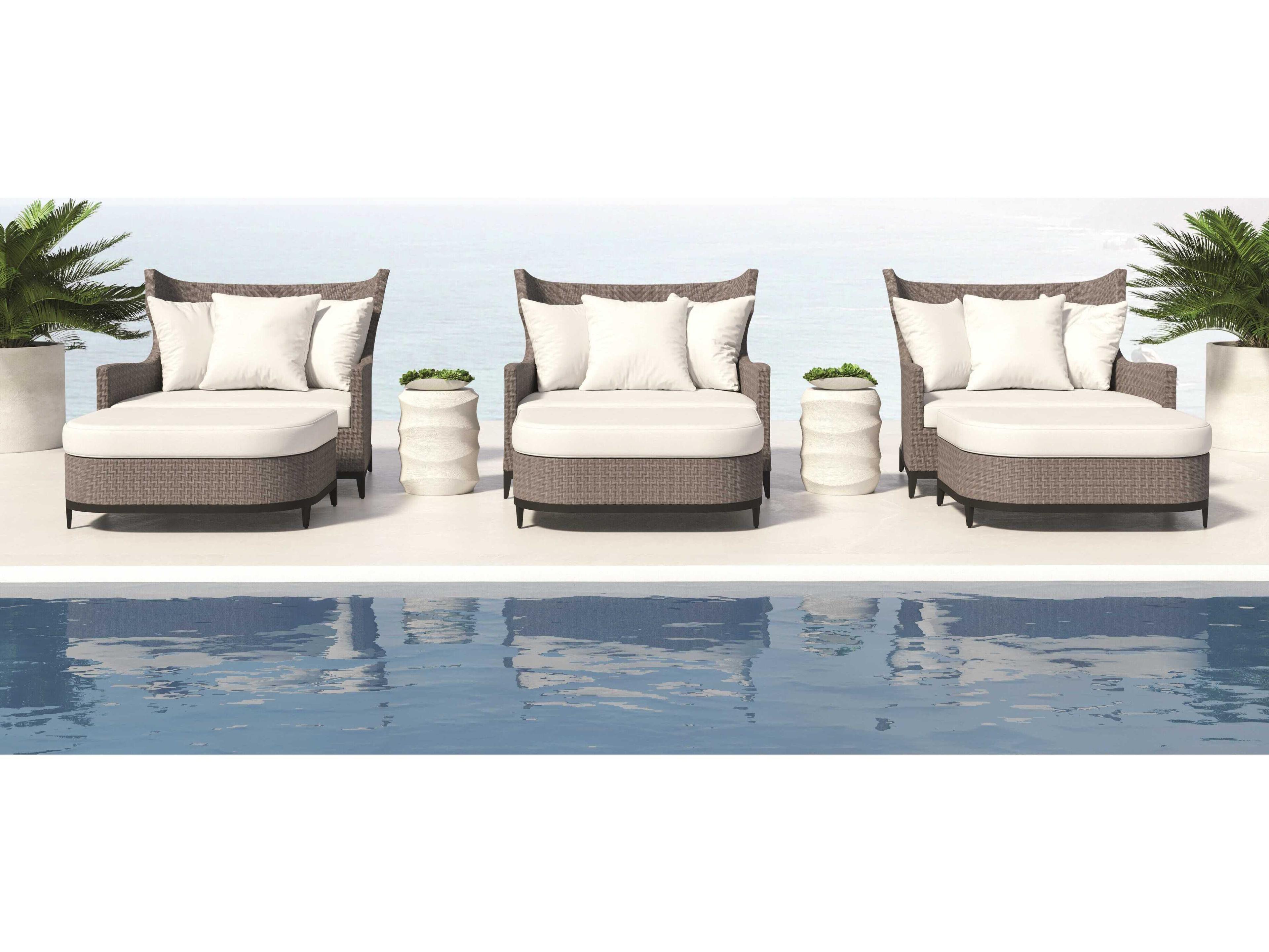 Bernhardt Exteriors Captiva White/Cream Aluminum Cushion Lounge Chair