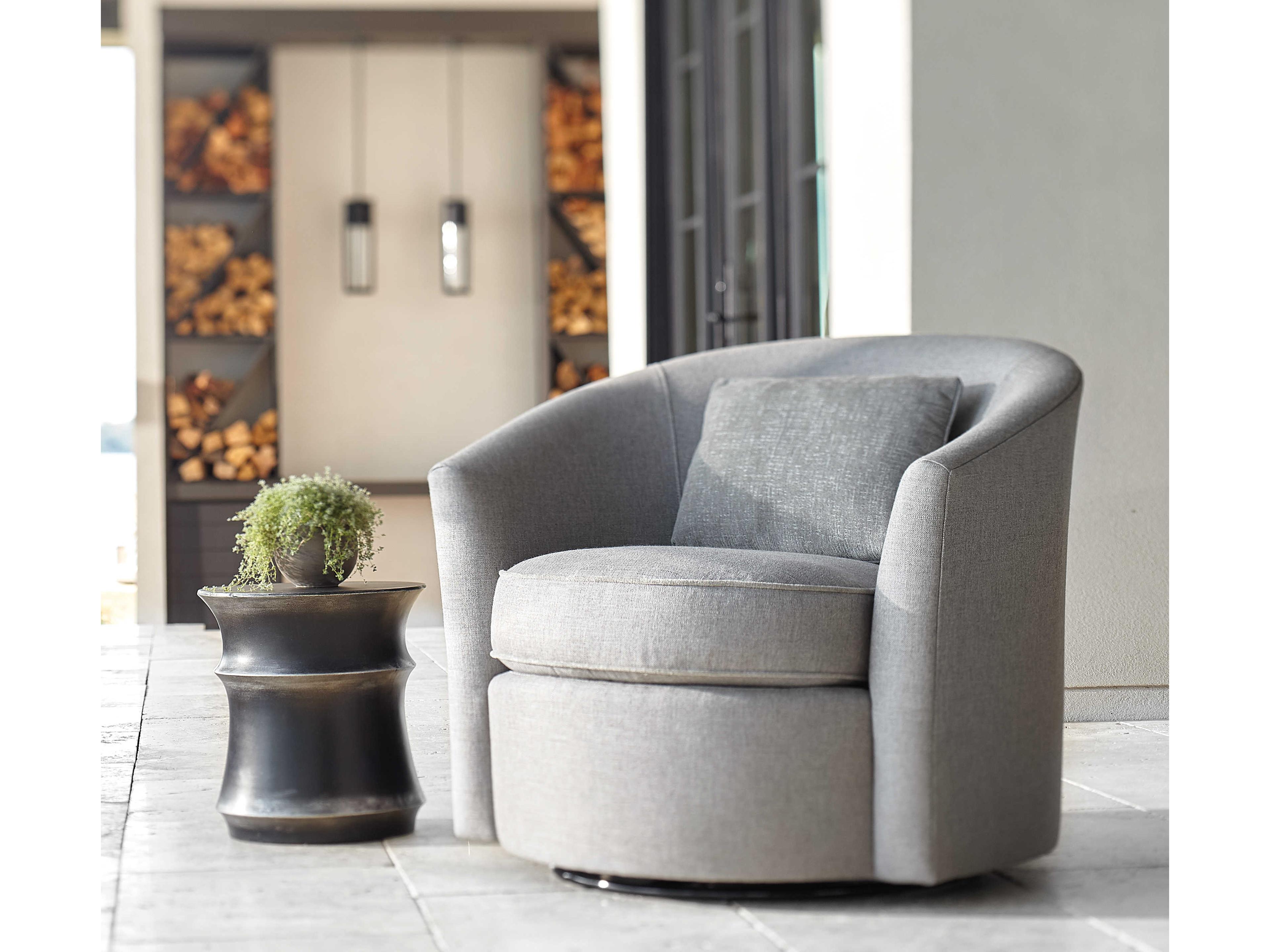 Bernhardt Exteriors Maya Black / Silver Highlights Round Patio End Table