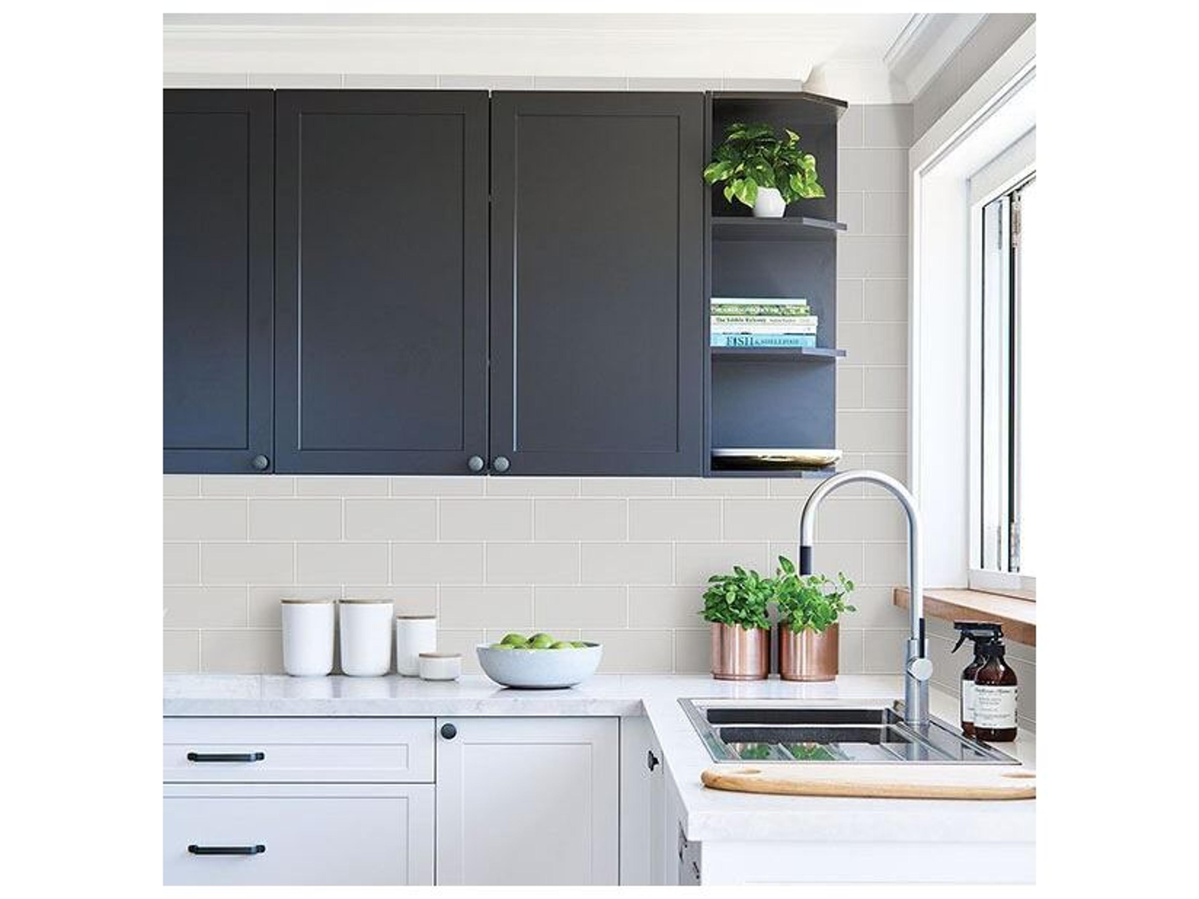 Brewster Home Fashions Kitchen & Bath Essentials Parkway Light Grey Subway Tile Wallpaper