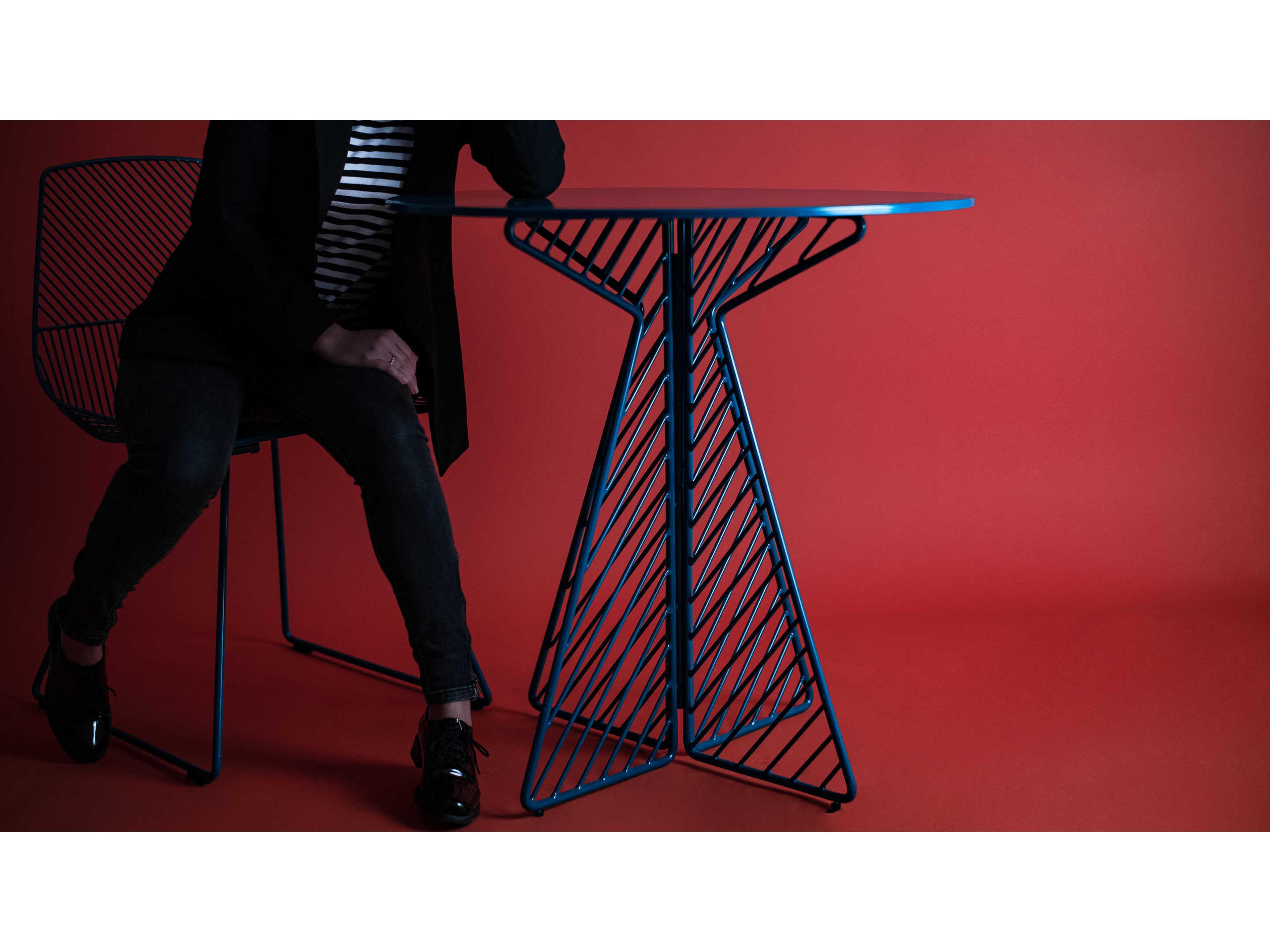 Bend Goods Outdoor Cafe Galvanized Iron Peacock Round Bistro Table