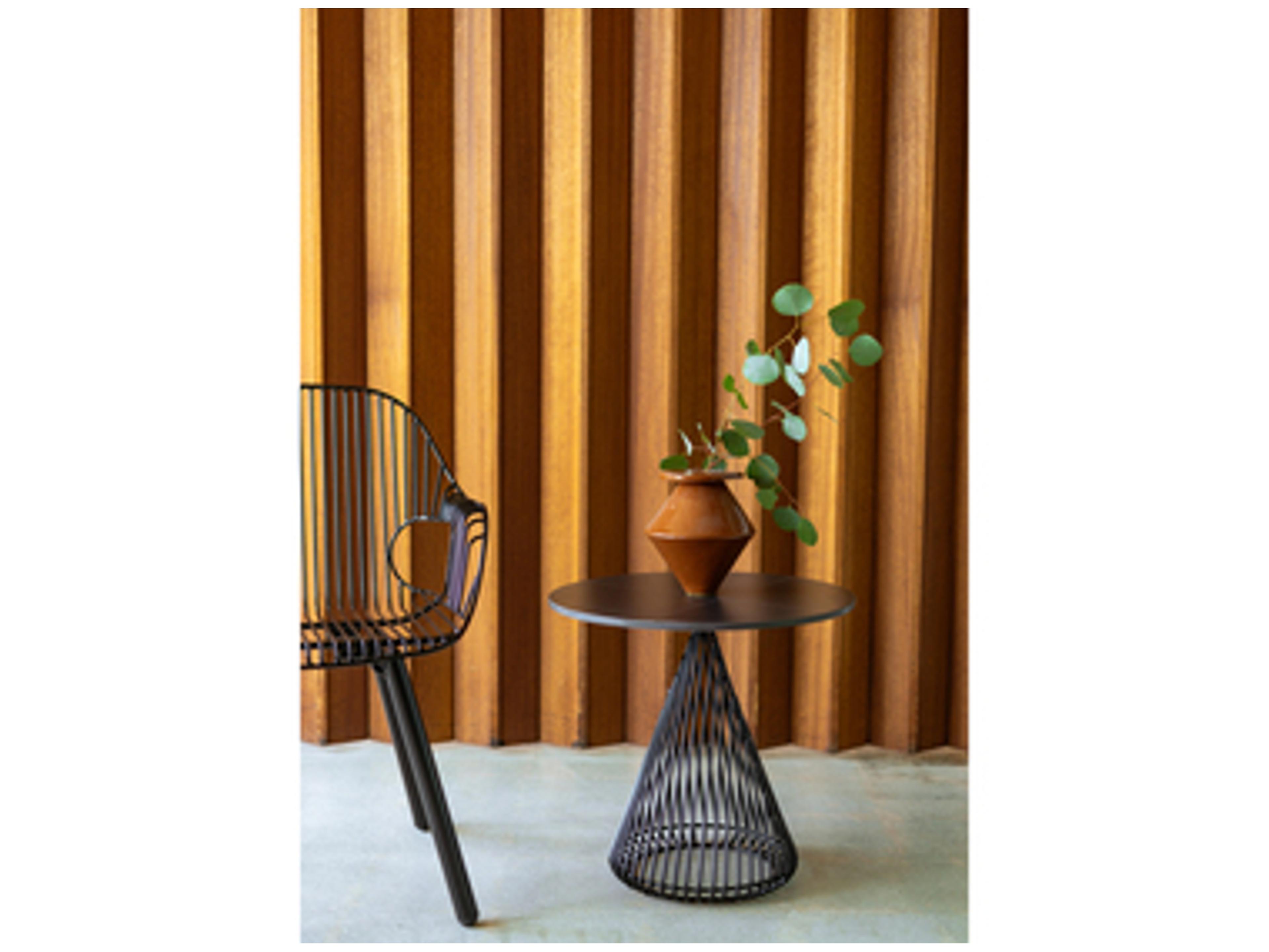 Bend Goods Outdoor Cono Galvanized Iron Black 12.5" Round Table Tray