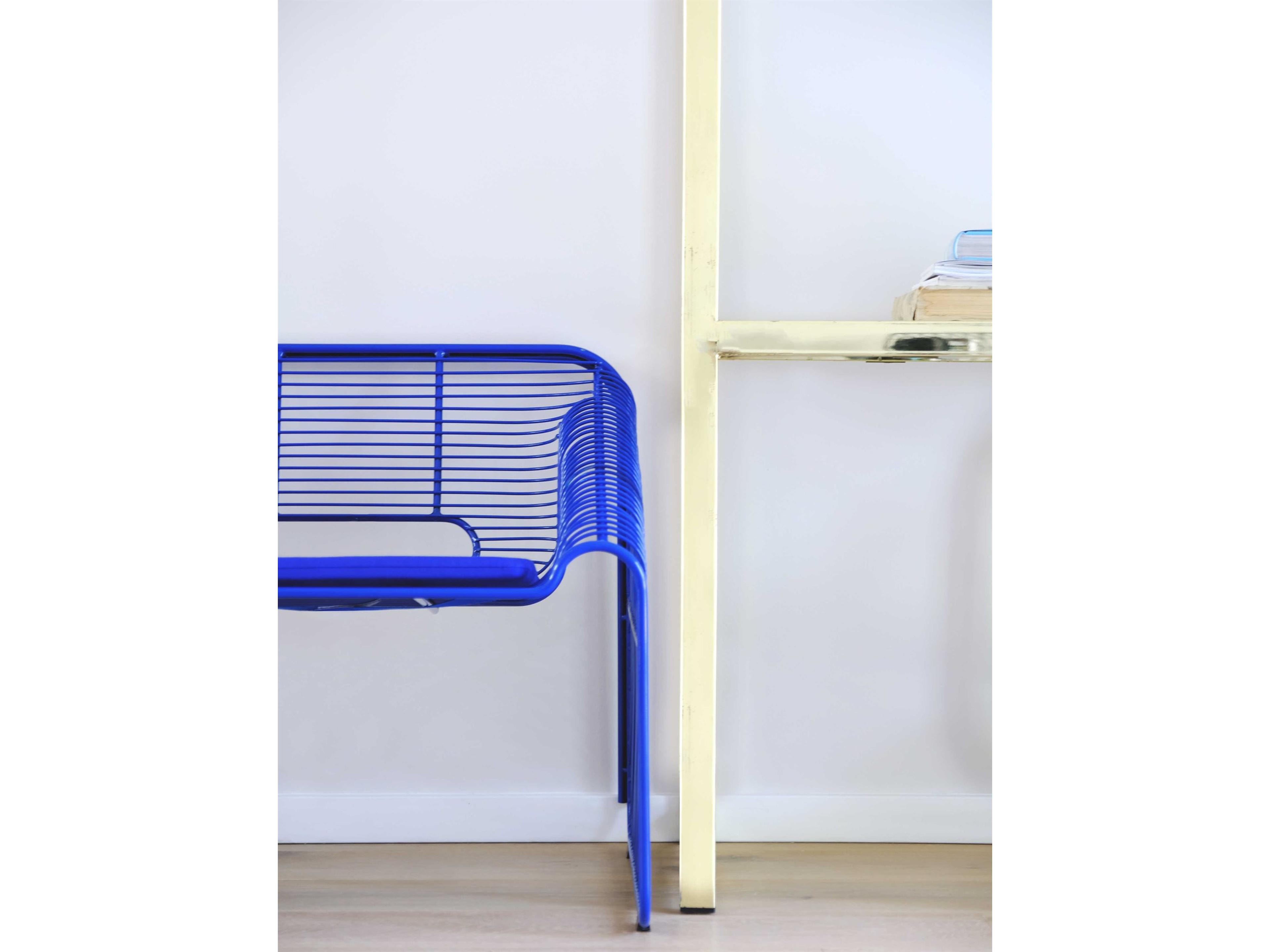 Bend Goods Outdoor Hot Seat Galvanized Iron Electric Blue Lounge Chair