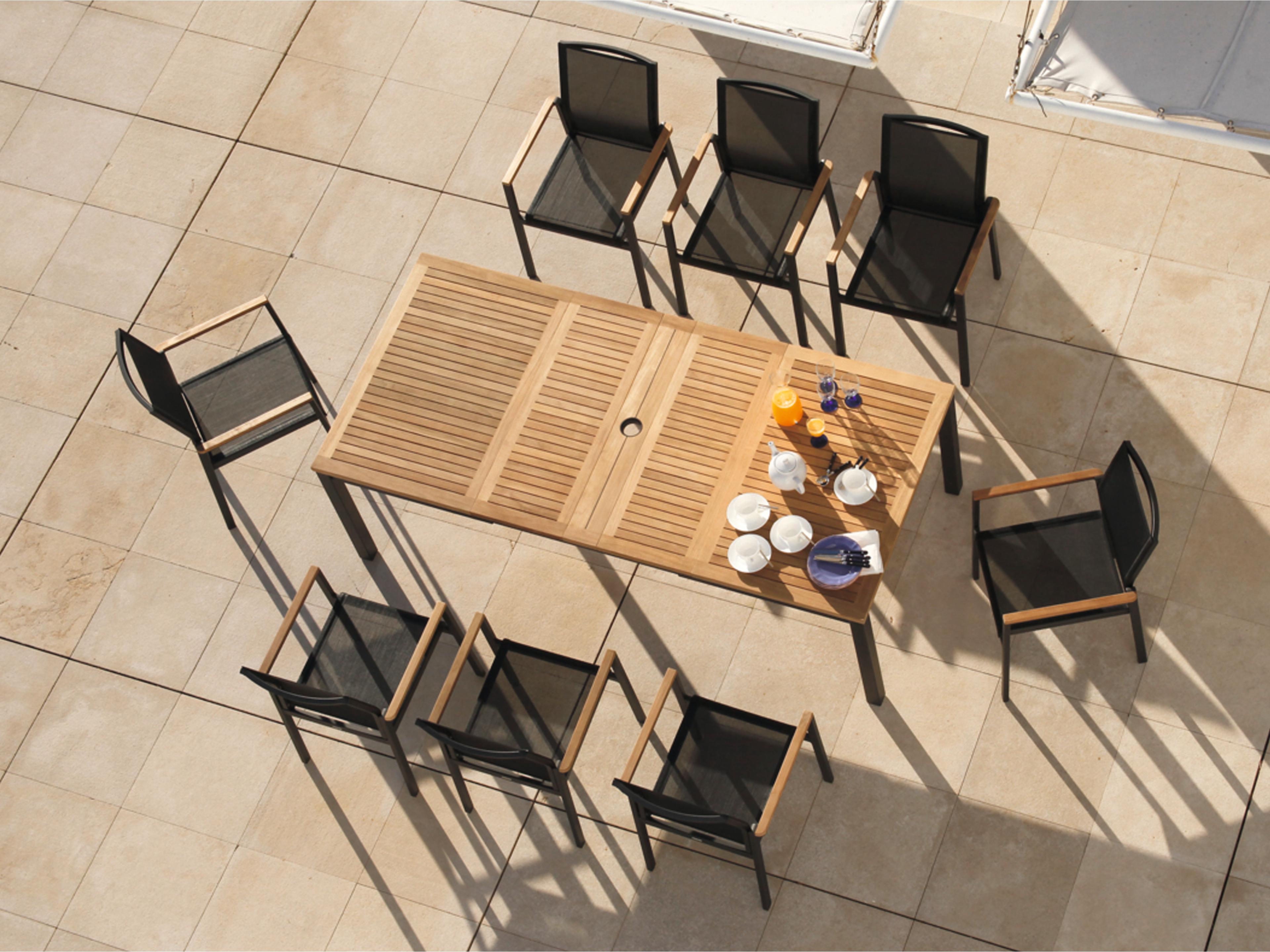 Aura Aluminum Dining Set