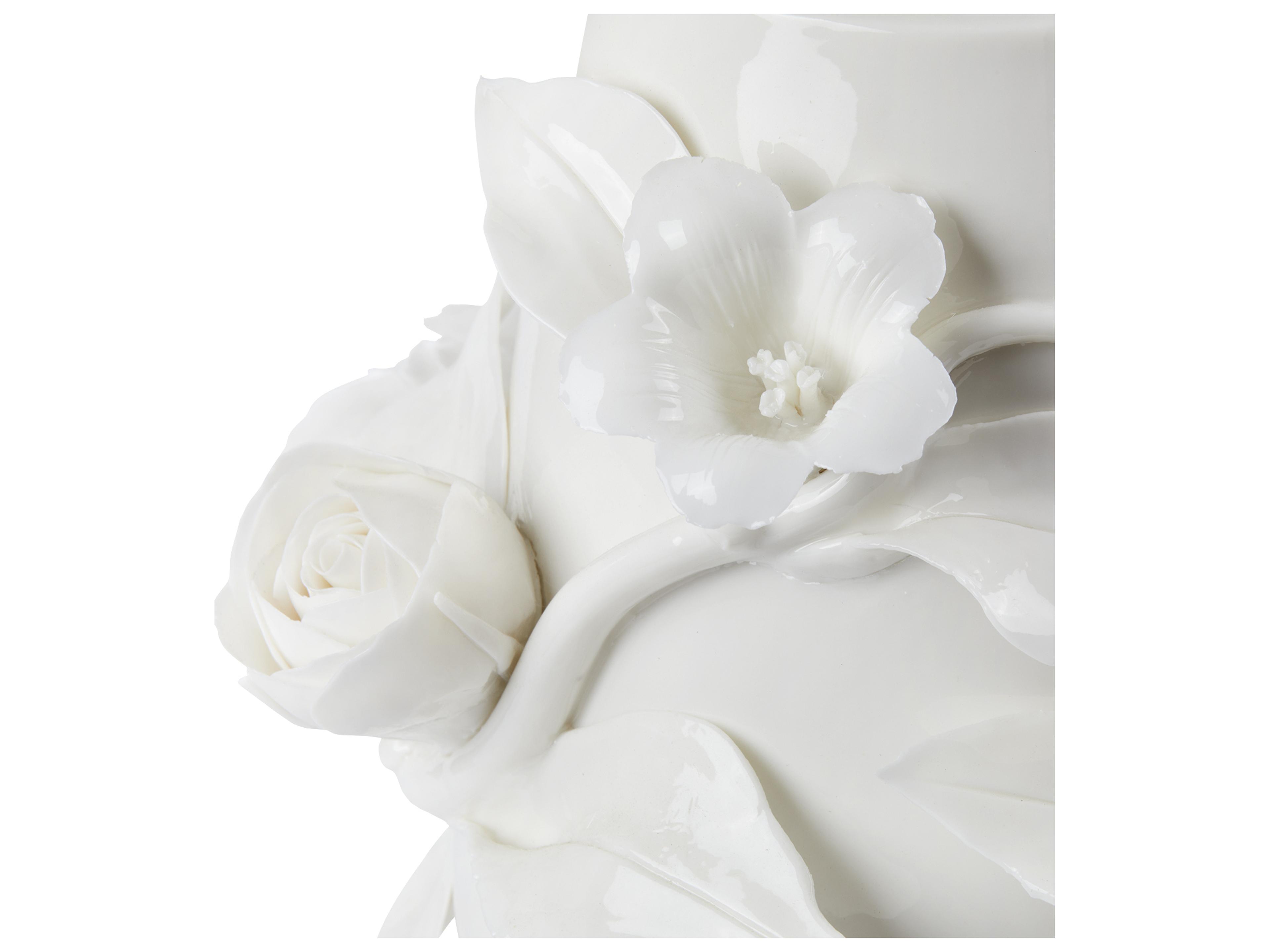 Villa & House Vine Blanc De Chine Vase