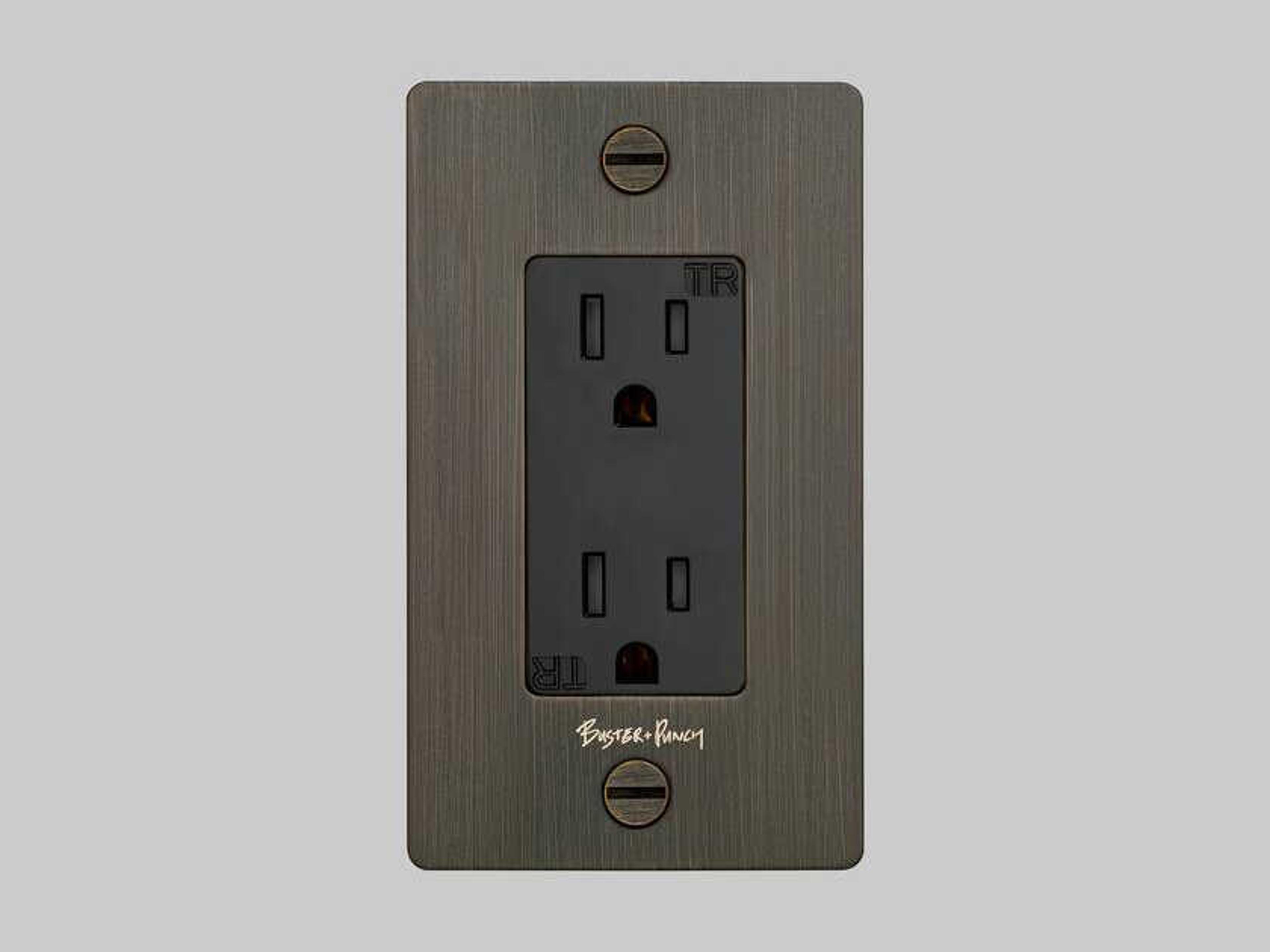 Buster + Punch 1G Smoked Bronze Outlet with B+P Logo