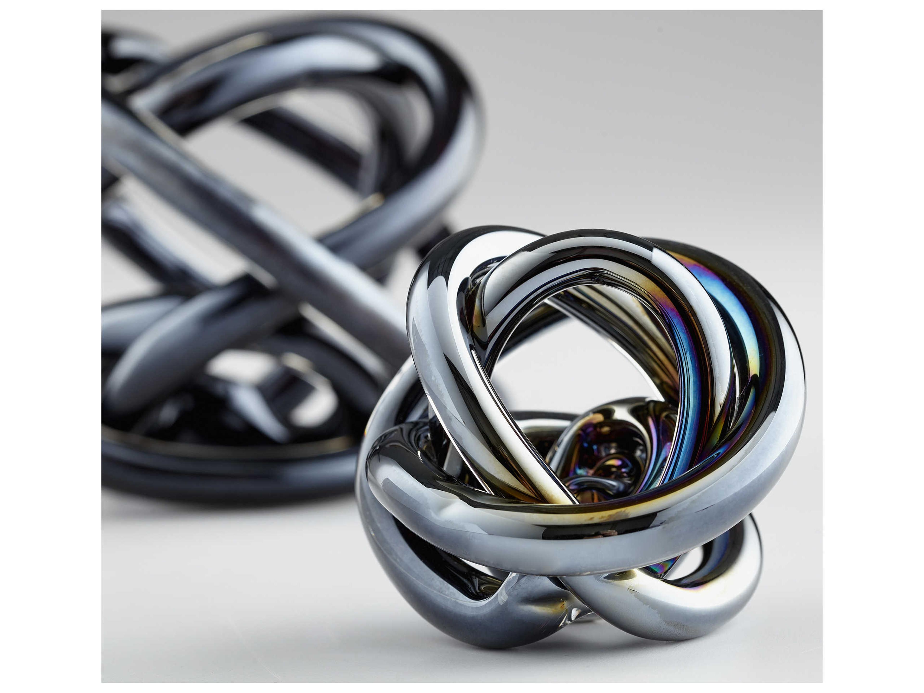 Cyan Design Iridescent Fuso Filler