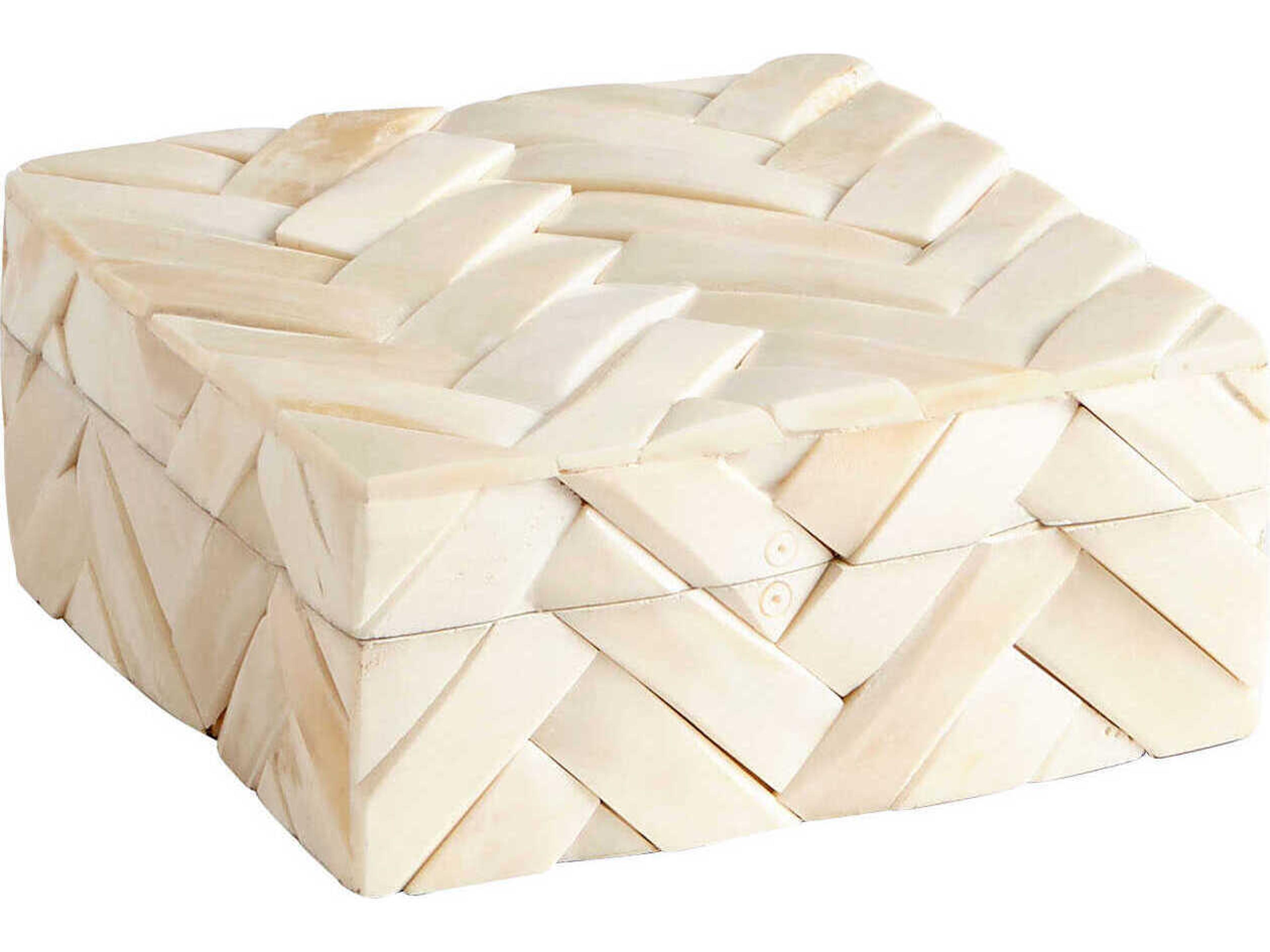 White Cumberland Container