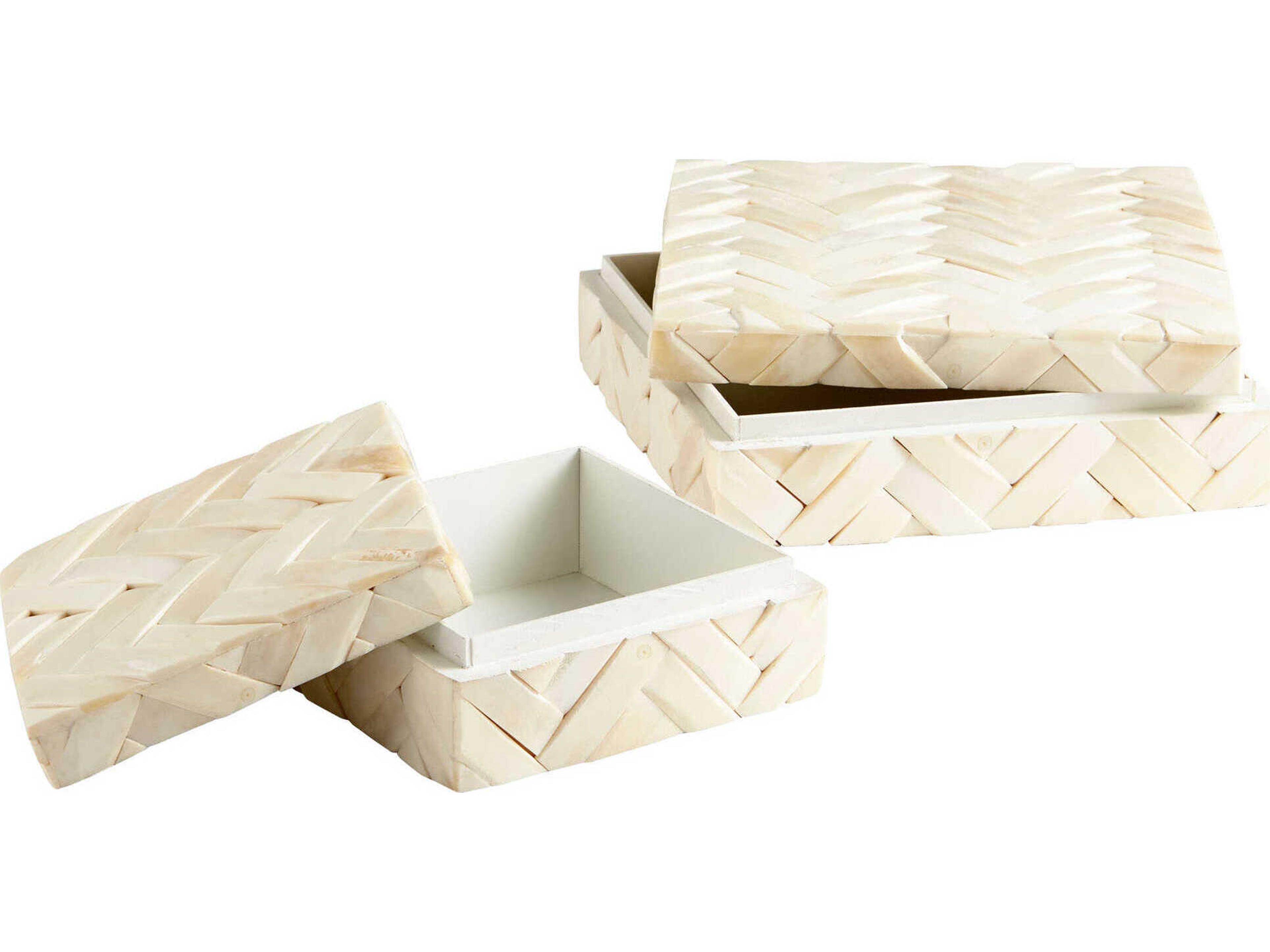 Cyan Design White Cumberland Container