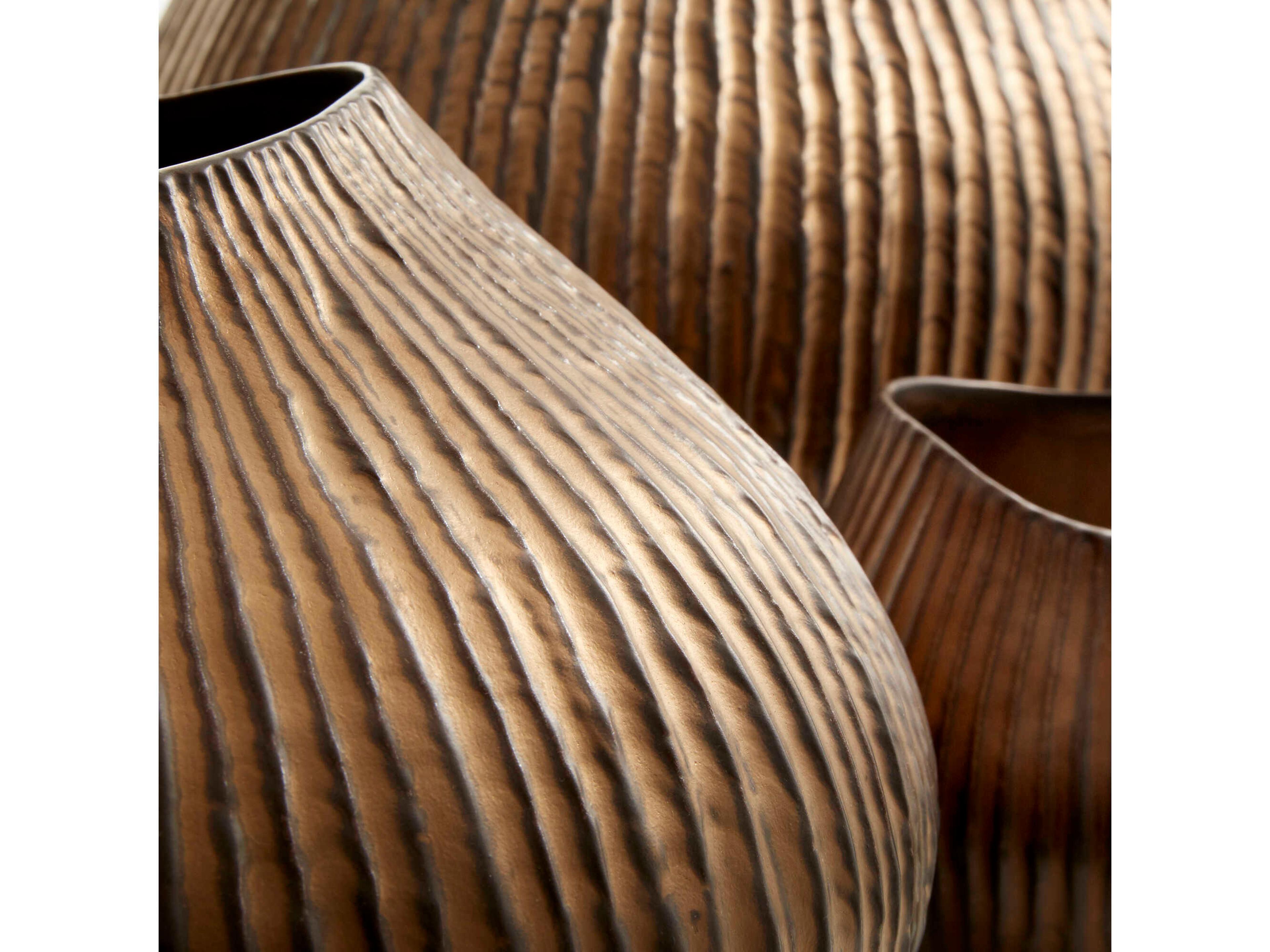 Cyan Design Gold Arpeggi Candleholder