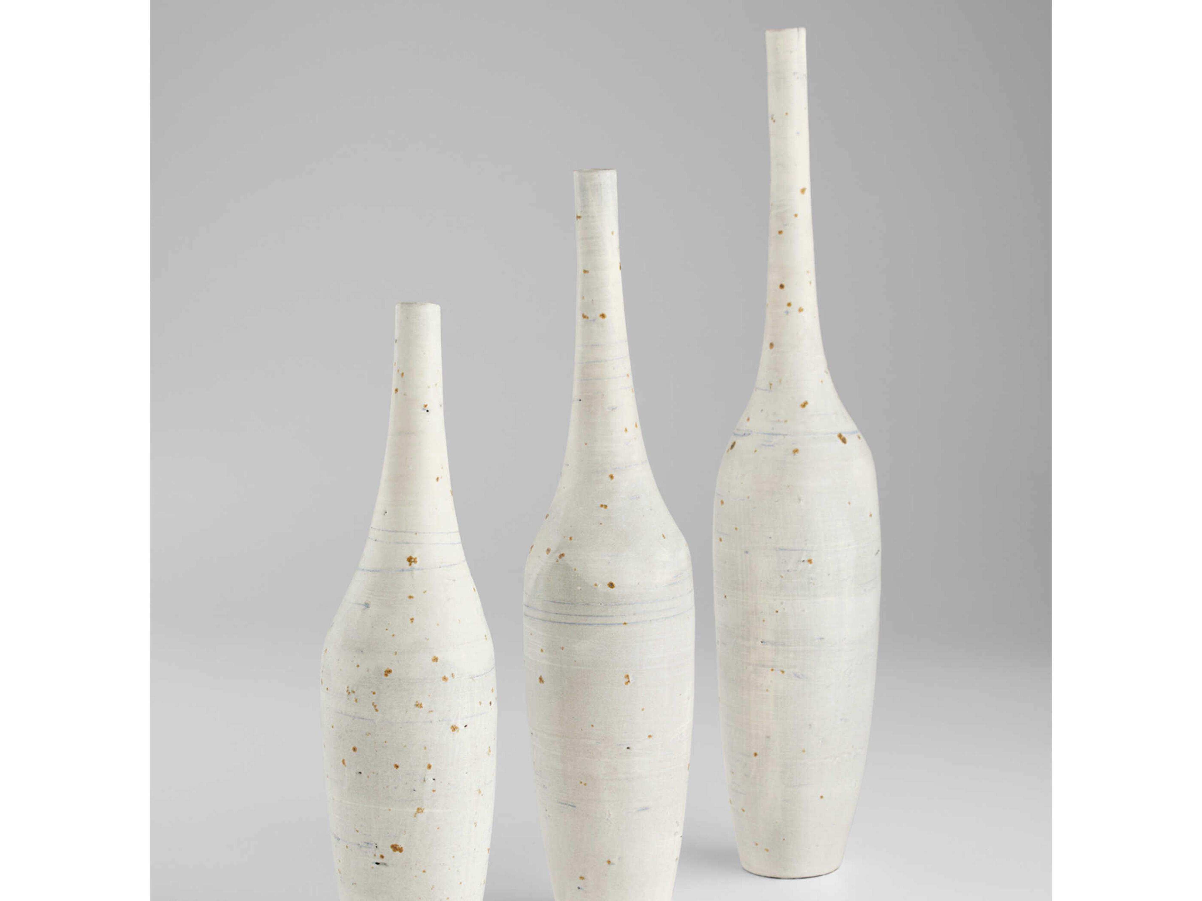 Cyan Design Off-White Gannet Vase