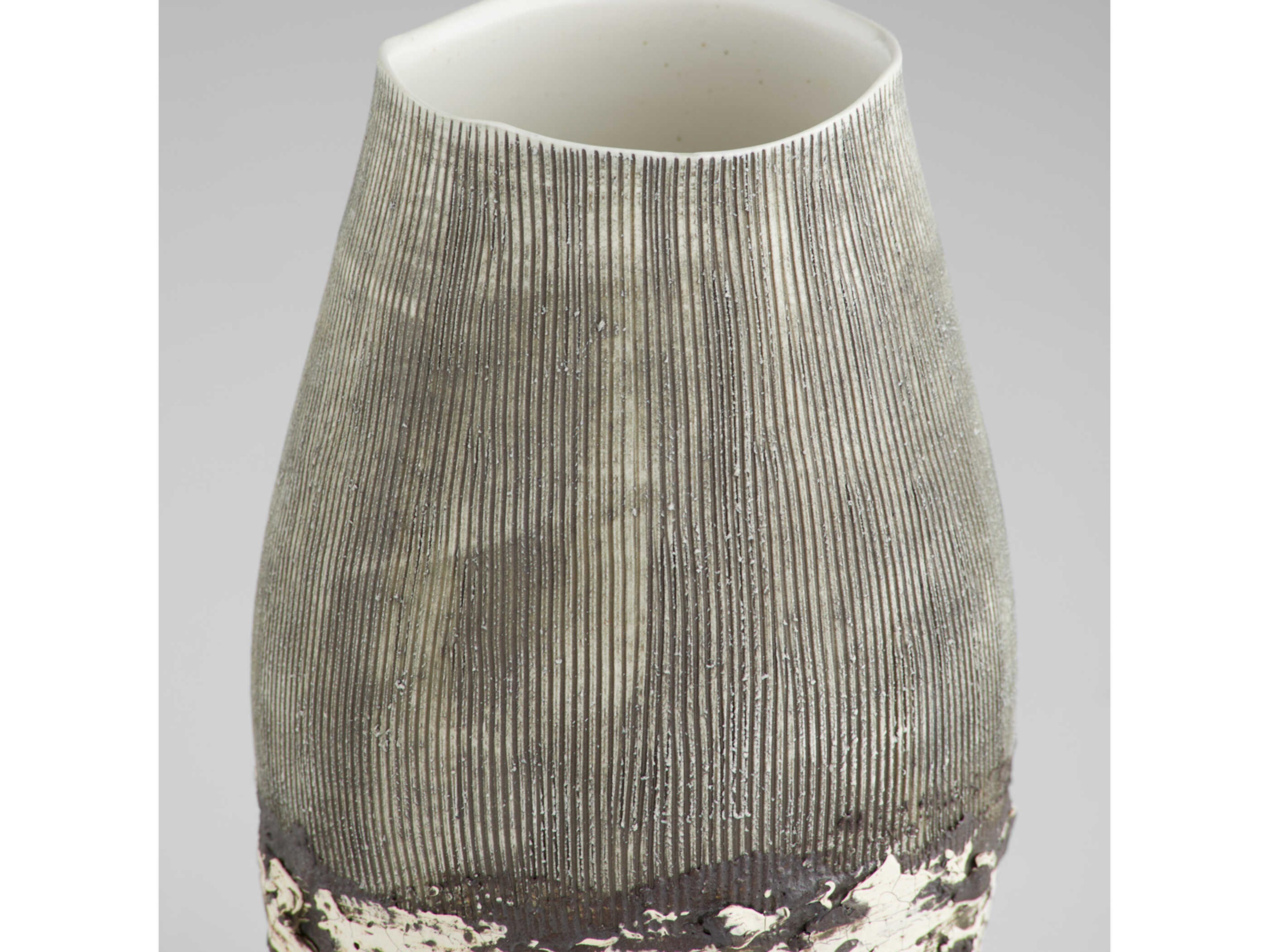 Cyan Design Off White Brown Calypso Vase