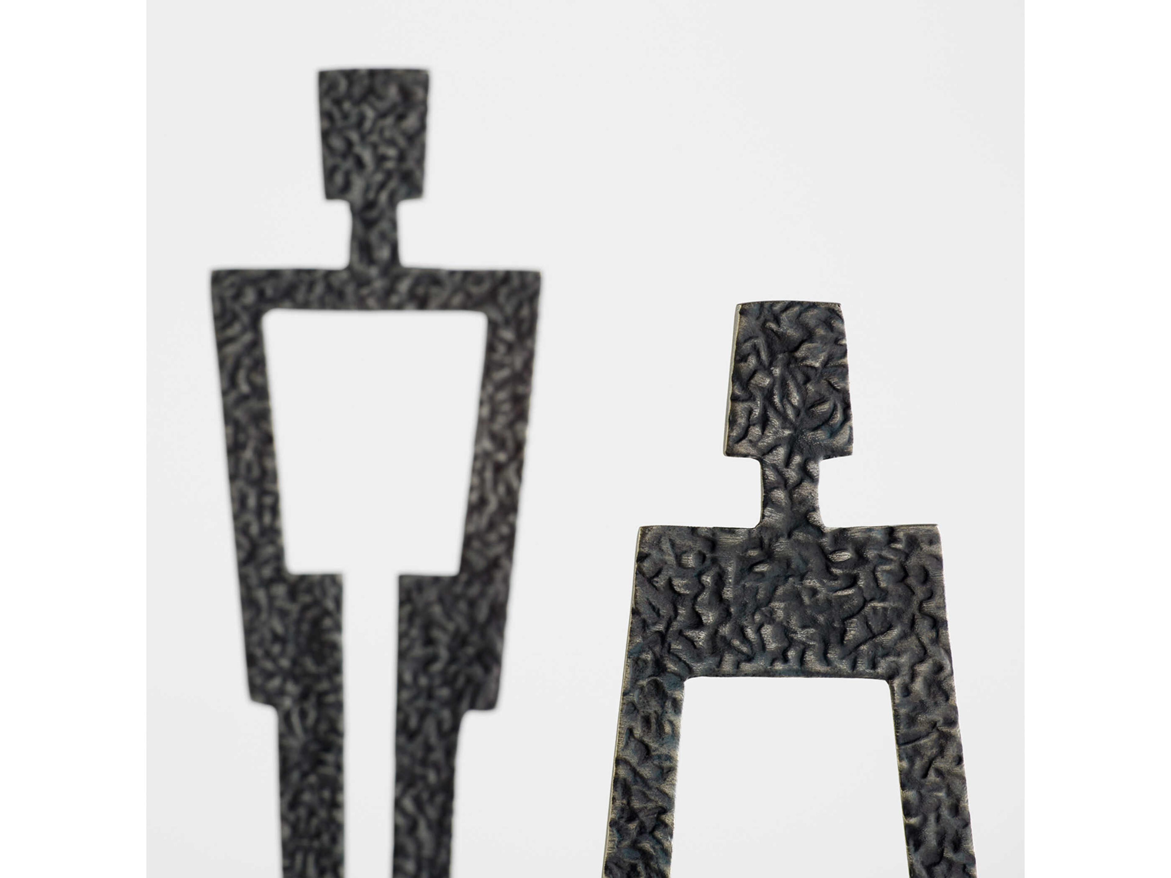 Cyan Design Black White Benedict Sculpture