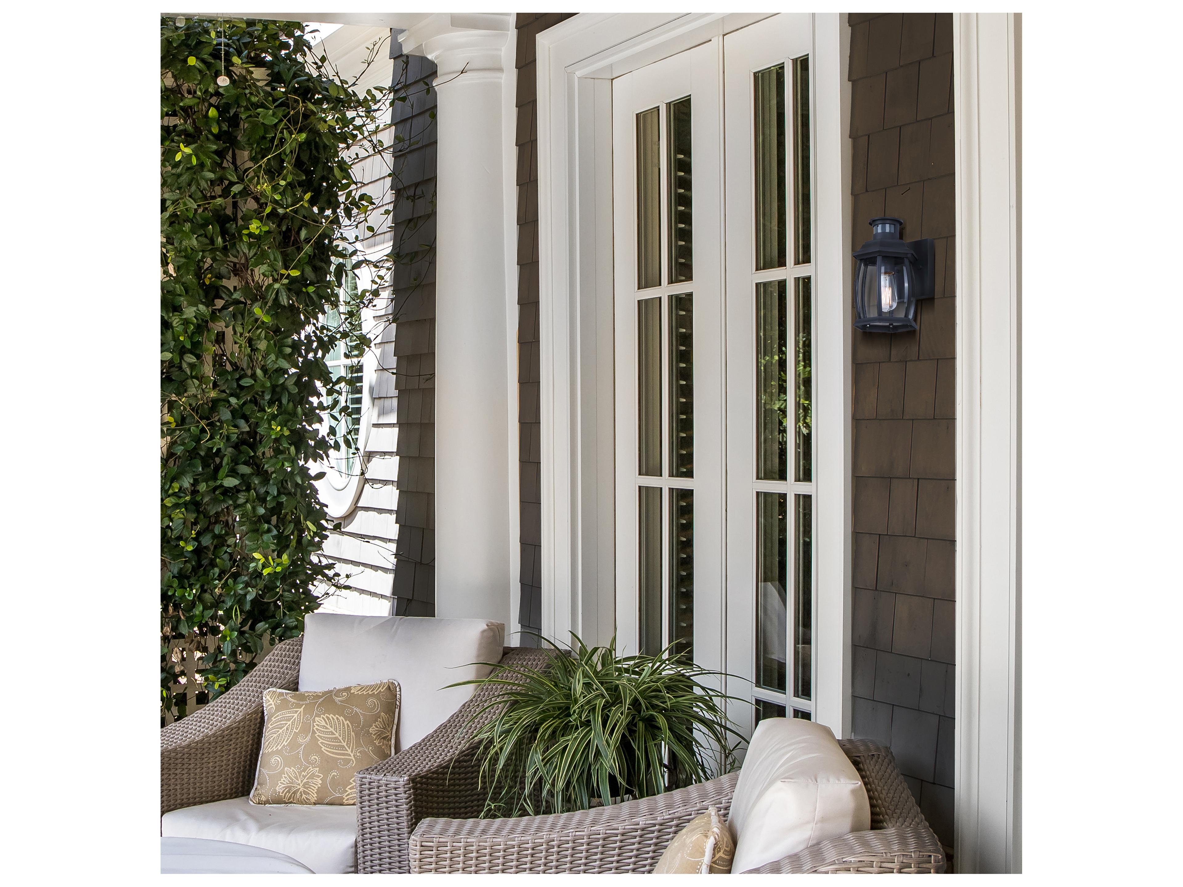 Canarm Buckly Outdoor Wall Light