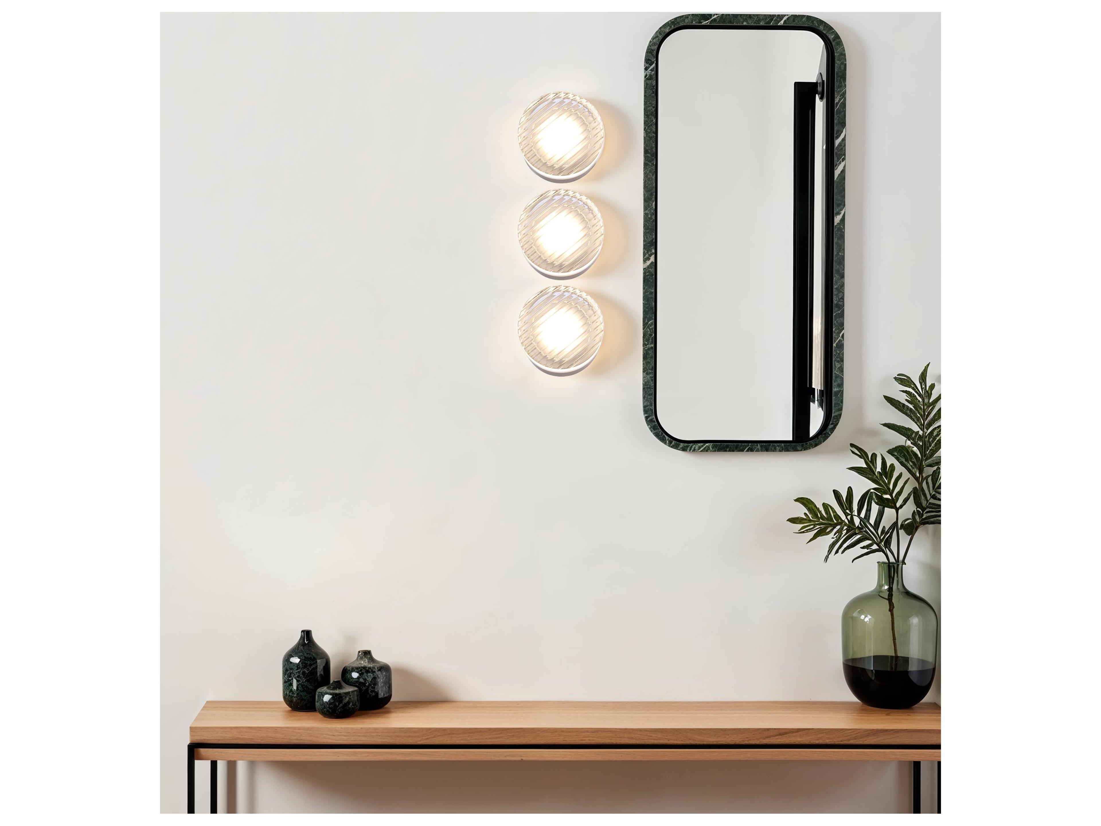 Canarm Benni 1 -light Gold LED Wall Sconce