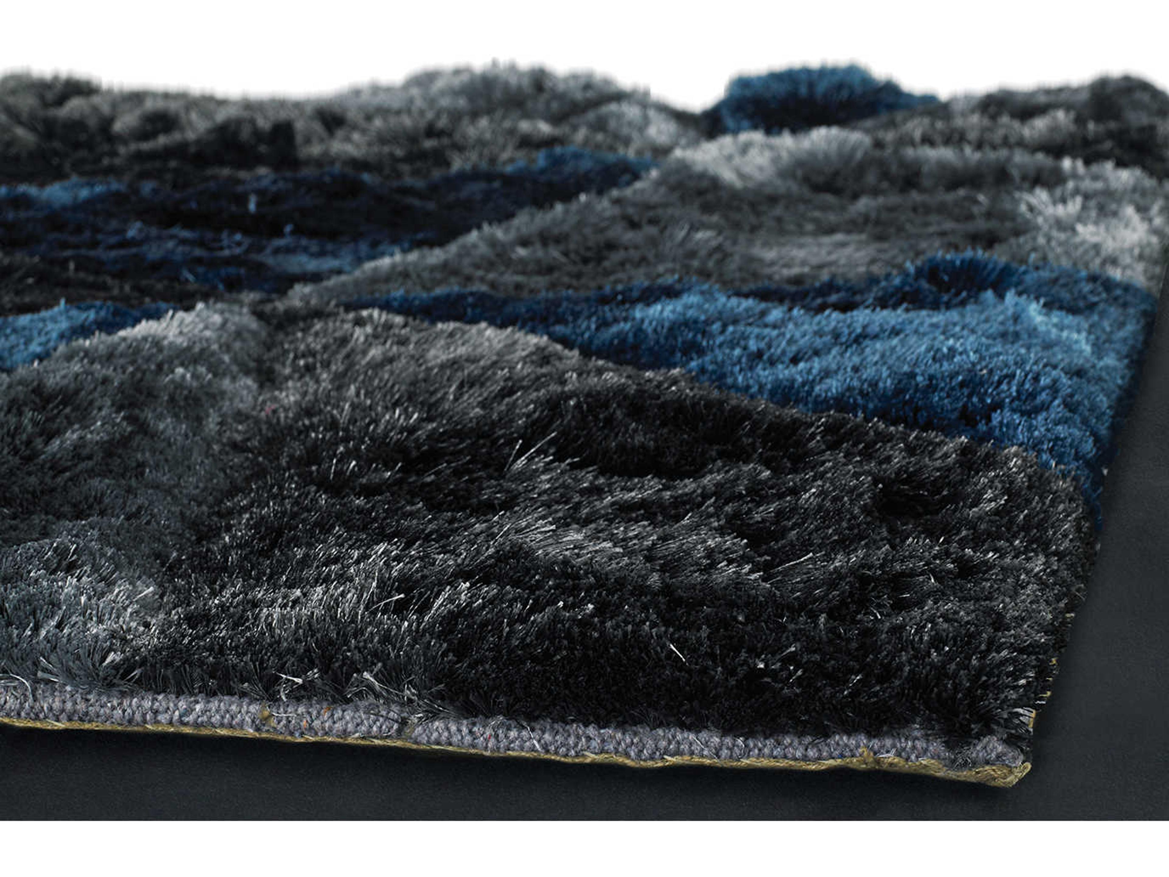 Chandra Flemish Geometric Area Rug