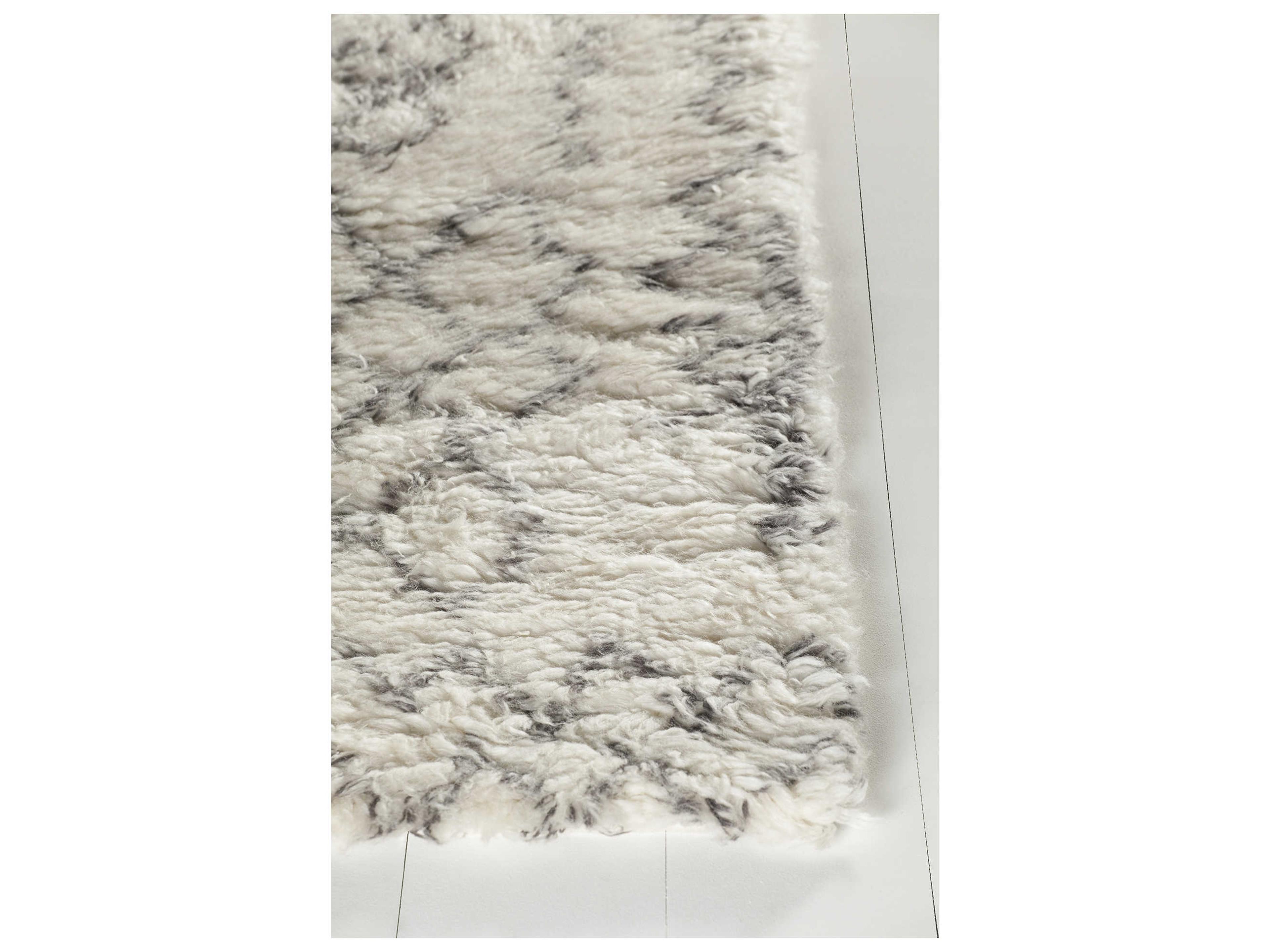 Chandra Jeri Shag Geometric Area Rug