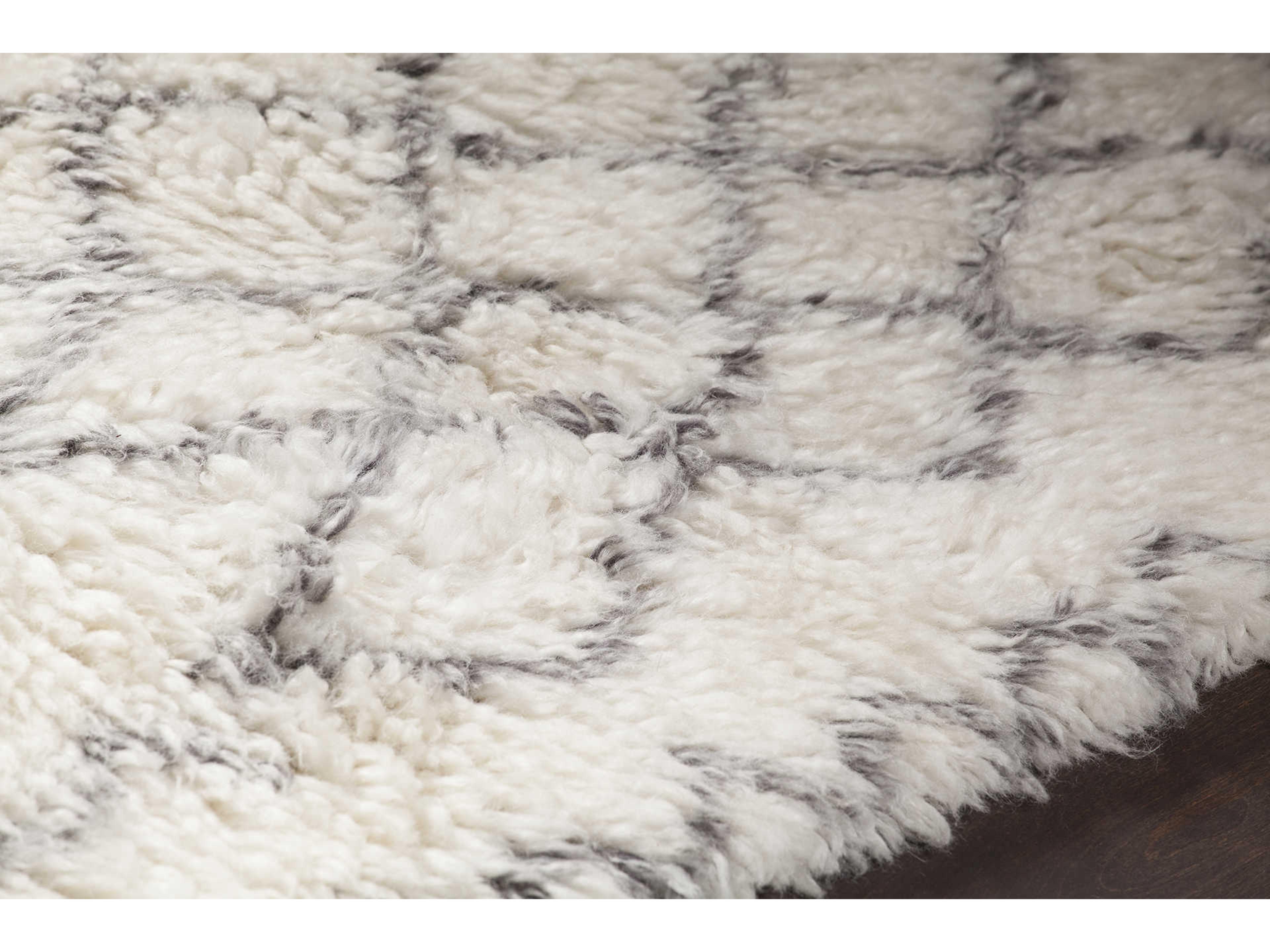 Chandra Jeri Shag Geometric Area Rug