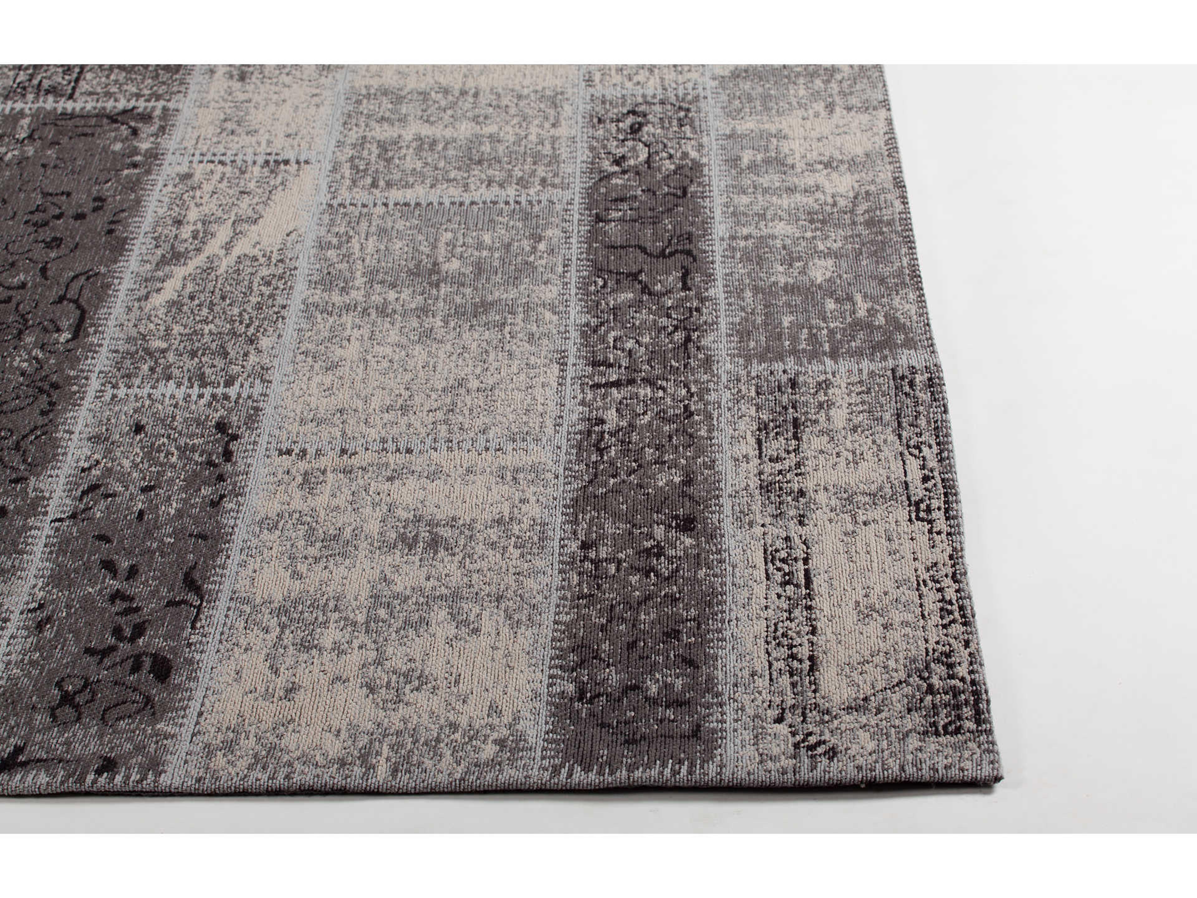 Chandra Willa Geometric Area Rug