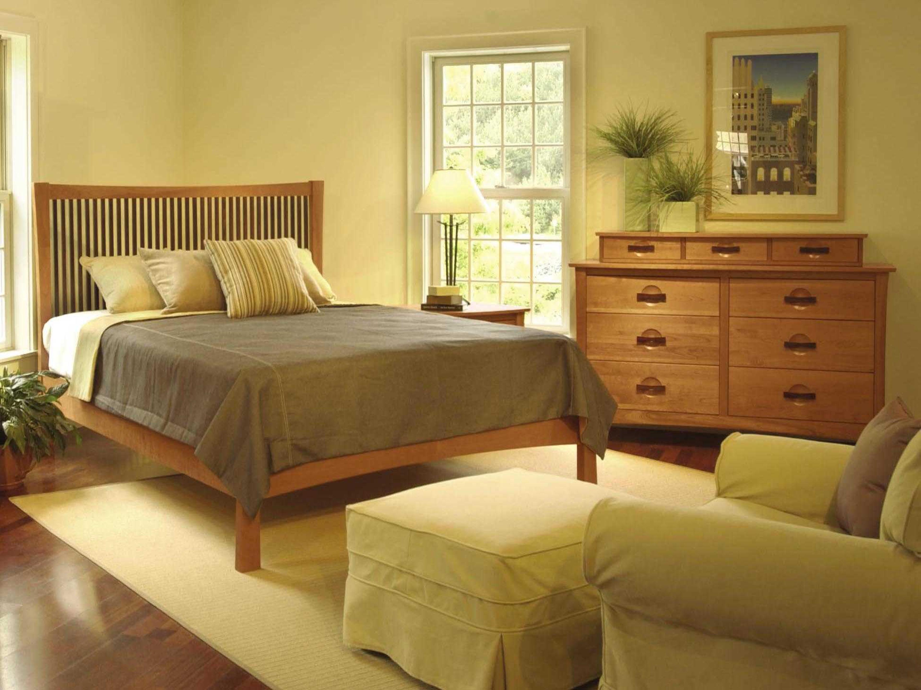 Copeland Berkeley Platform Full Bed with Walnut Spindles