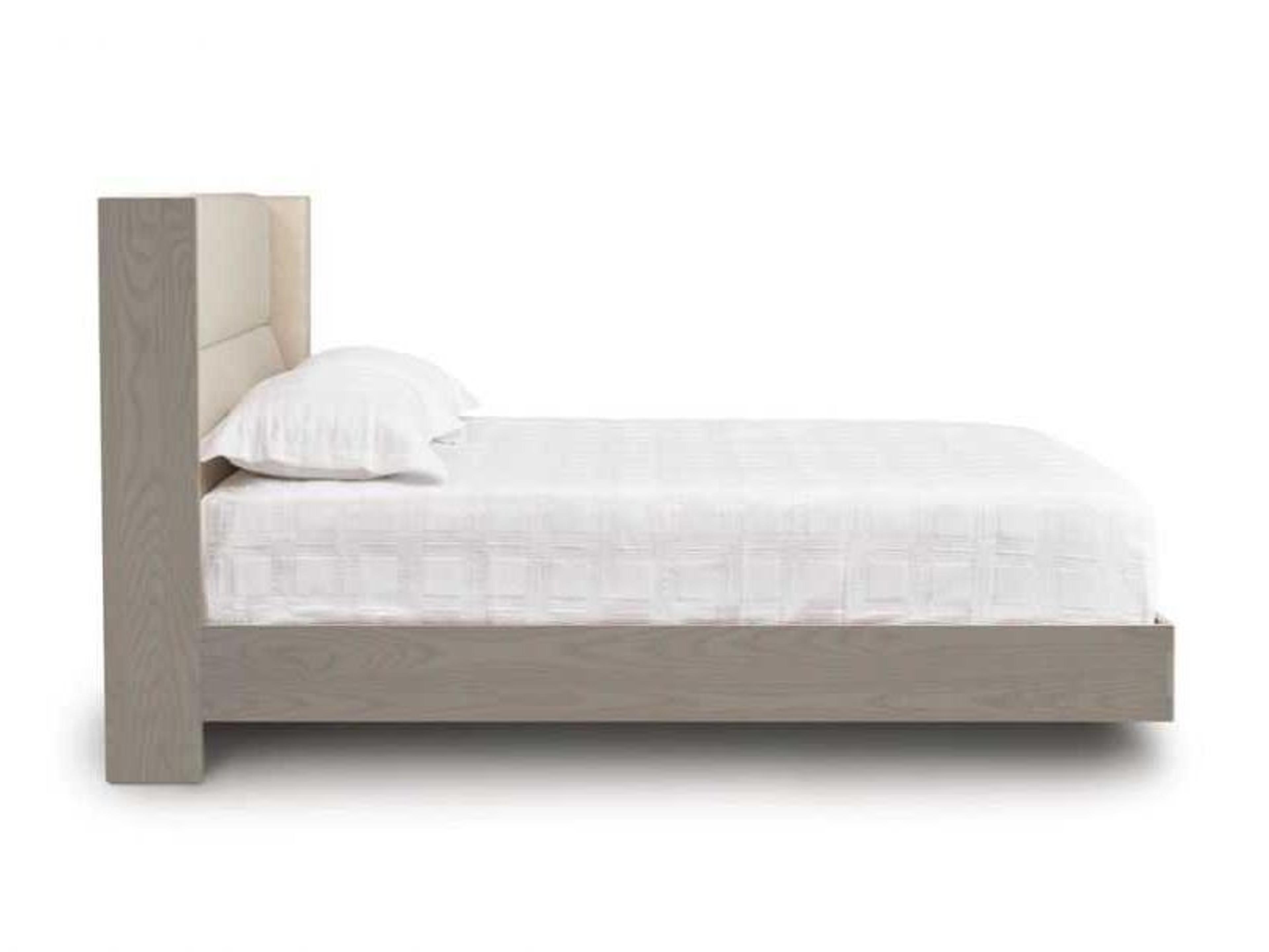 Copeland Sloane Upholstered Queen Platform Bed