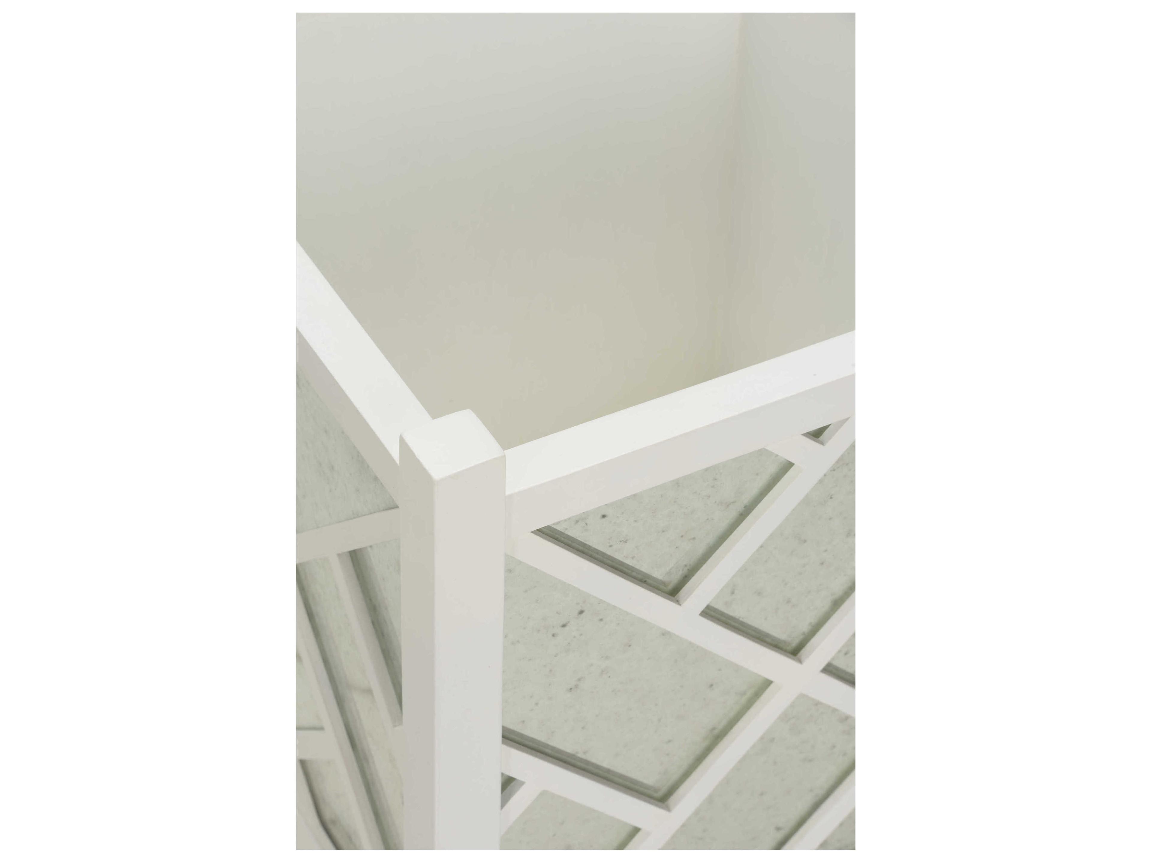 Chelsea House Chippendale Mirrored Fret Planter