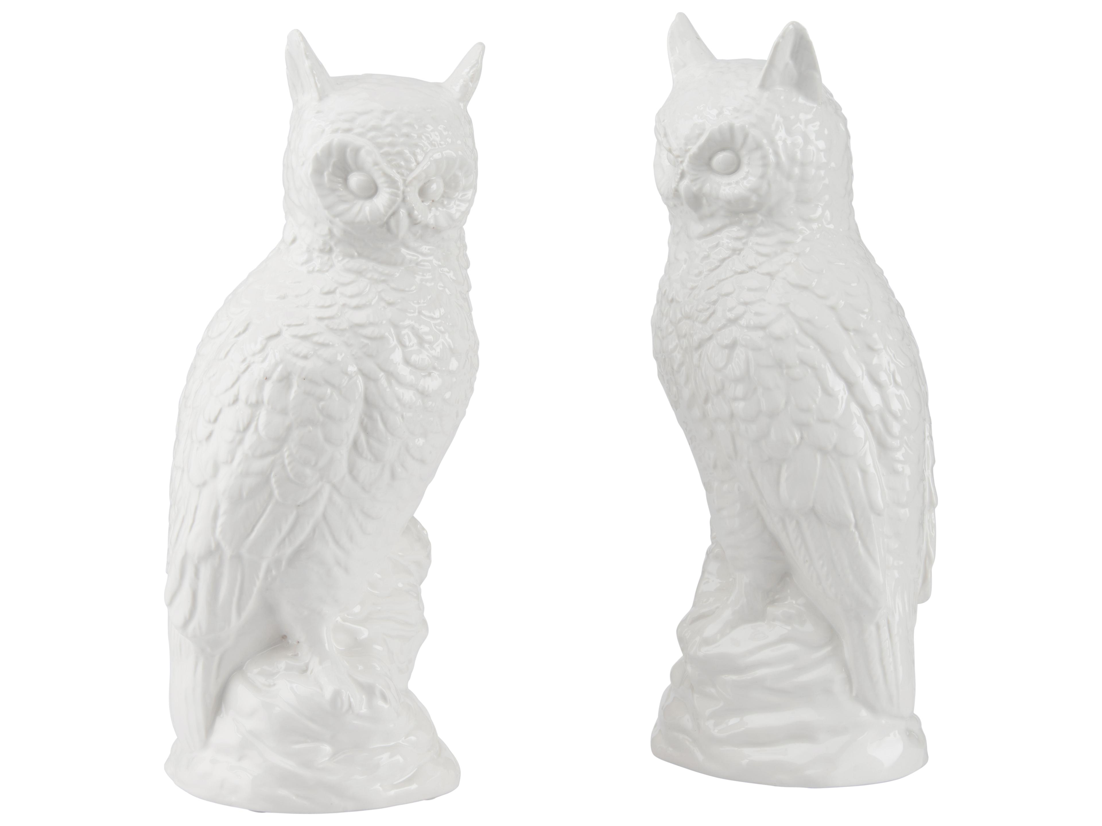 Chelsea House Bill Cain White Glaze Sculpture