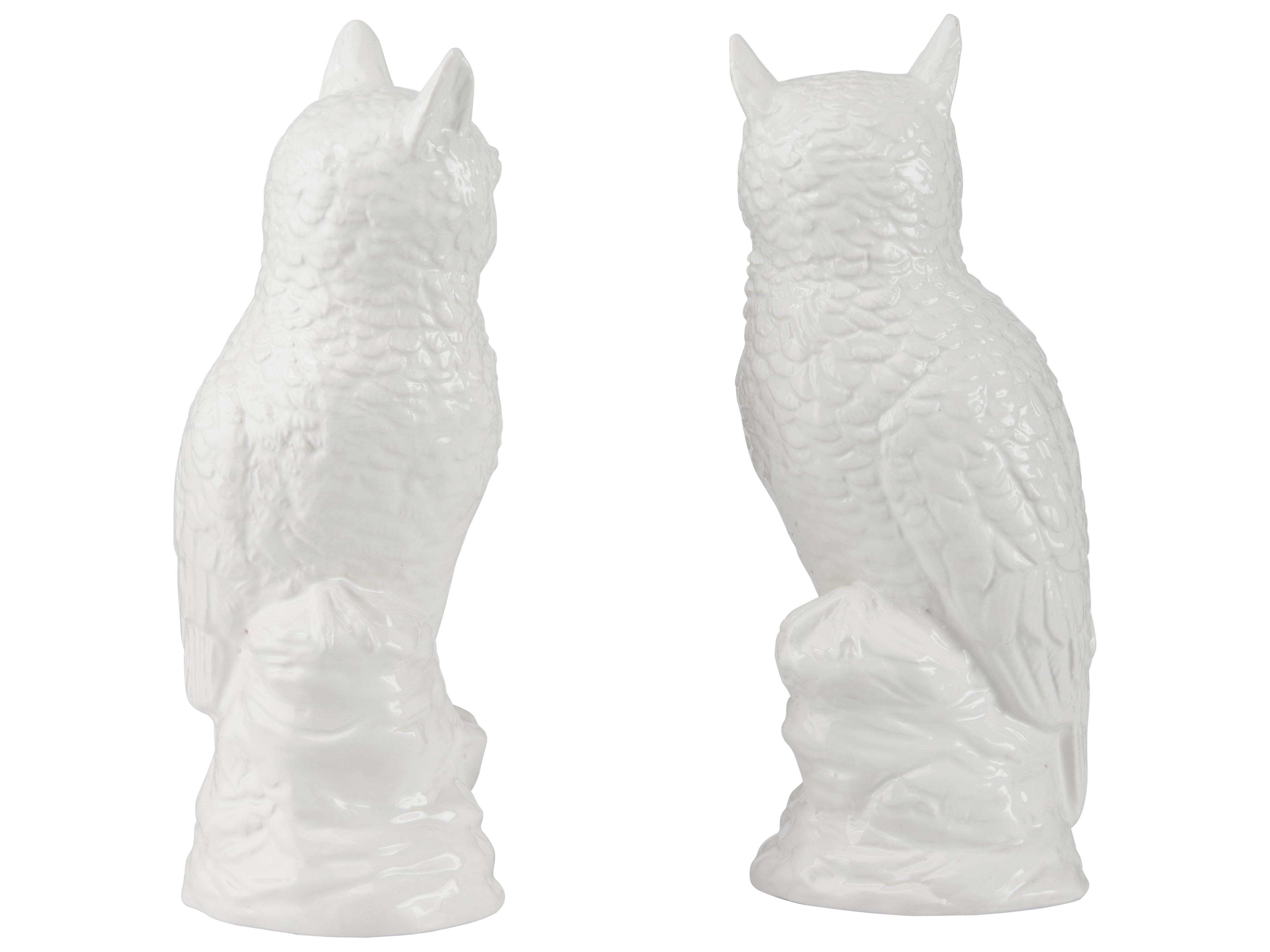 Chelsea House Bill Cain White Glaze Sculpture