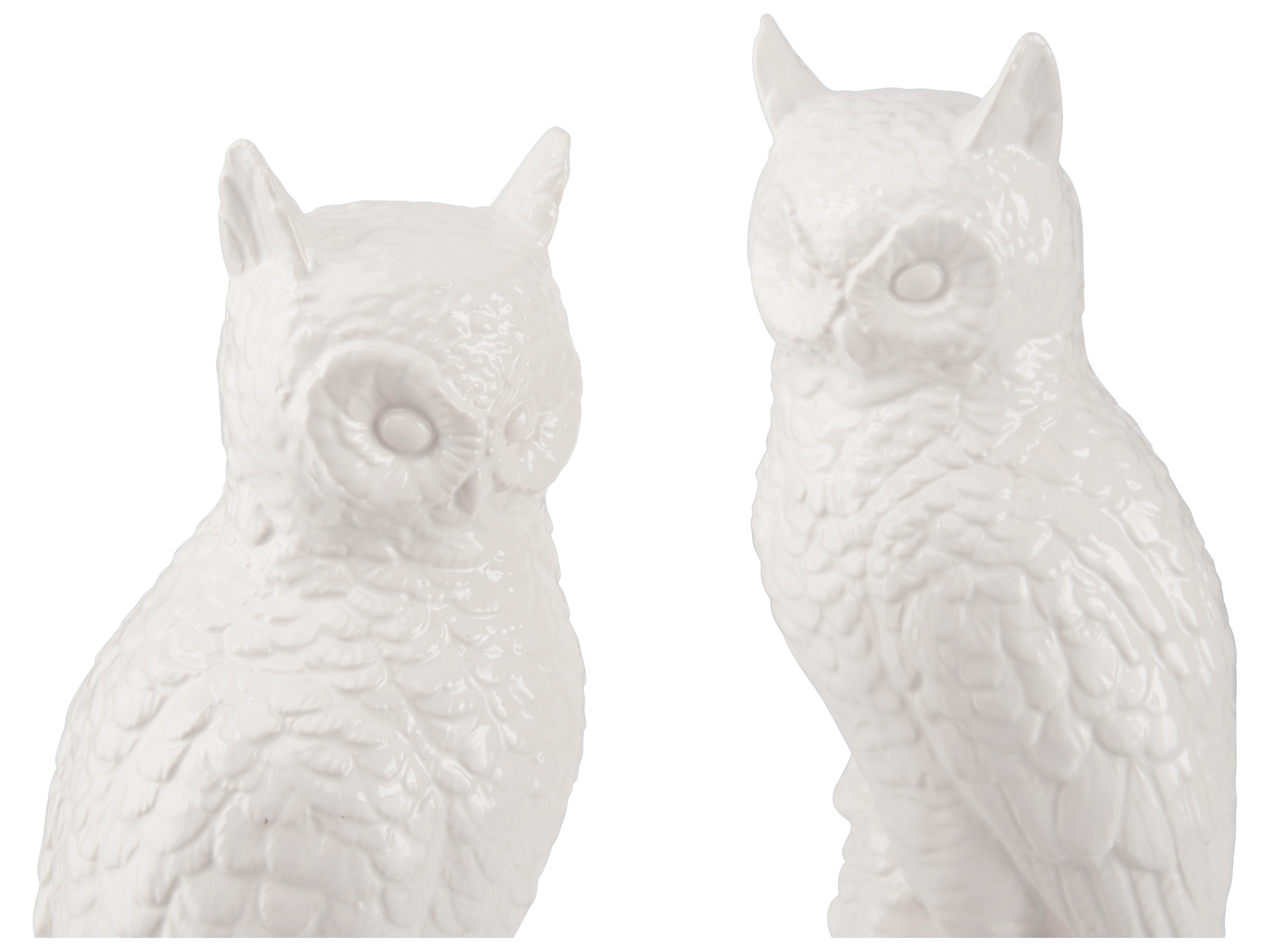 Chelsea House Bill Cain White Glaze Sculpture